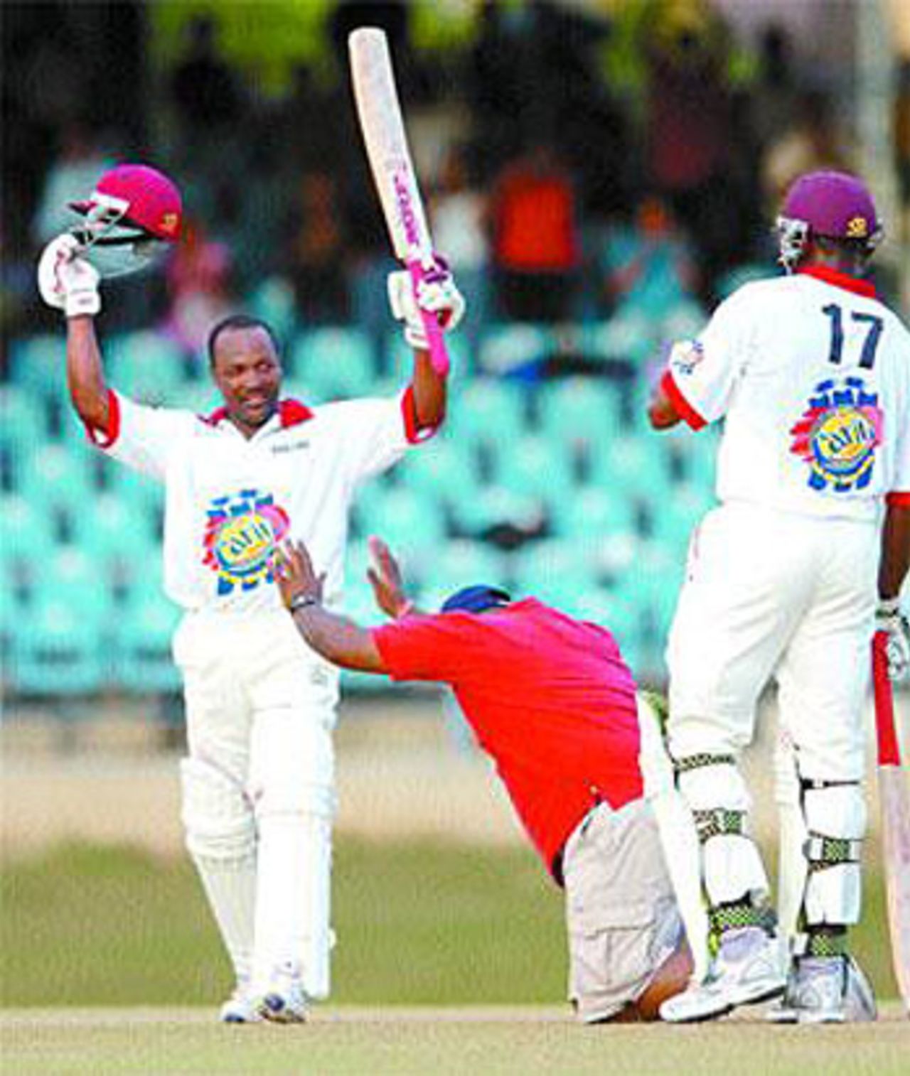 A fan pays homage to Brian Lara as he reaches his hundred, Trinidad & Tobago v  Guyana, Carib Beer Series, Port of Spain, January 5, 2007