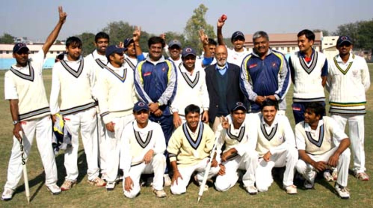 The Gujarat team pose after their win over Madhya Pradesh, Gujarat v Madhya Pradesh, Ranji Trophy Plate League, 1st semi-final, 4th day, Karnail Singh Stadium, Delhi, December 28, 2007