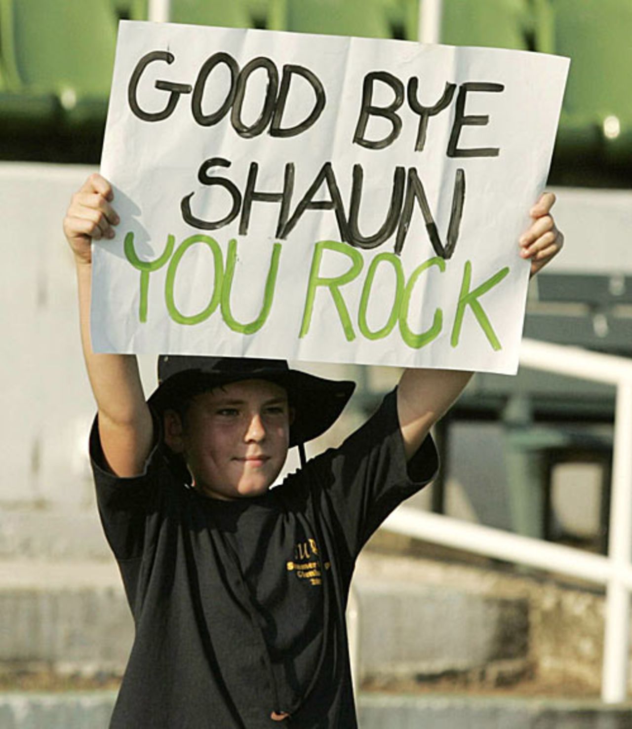 A young fan lifts a sign which reads "Goodbye Shaun. You rock" on Shaun Pollock's final day in Test cricket, South Africa v West Indies, 3rd Test, Durban, 3rd day, January 12, 2008