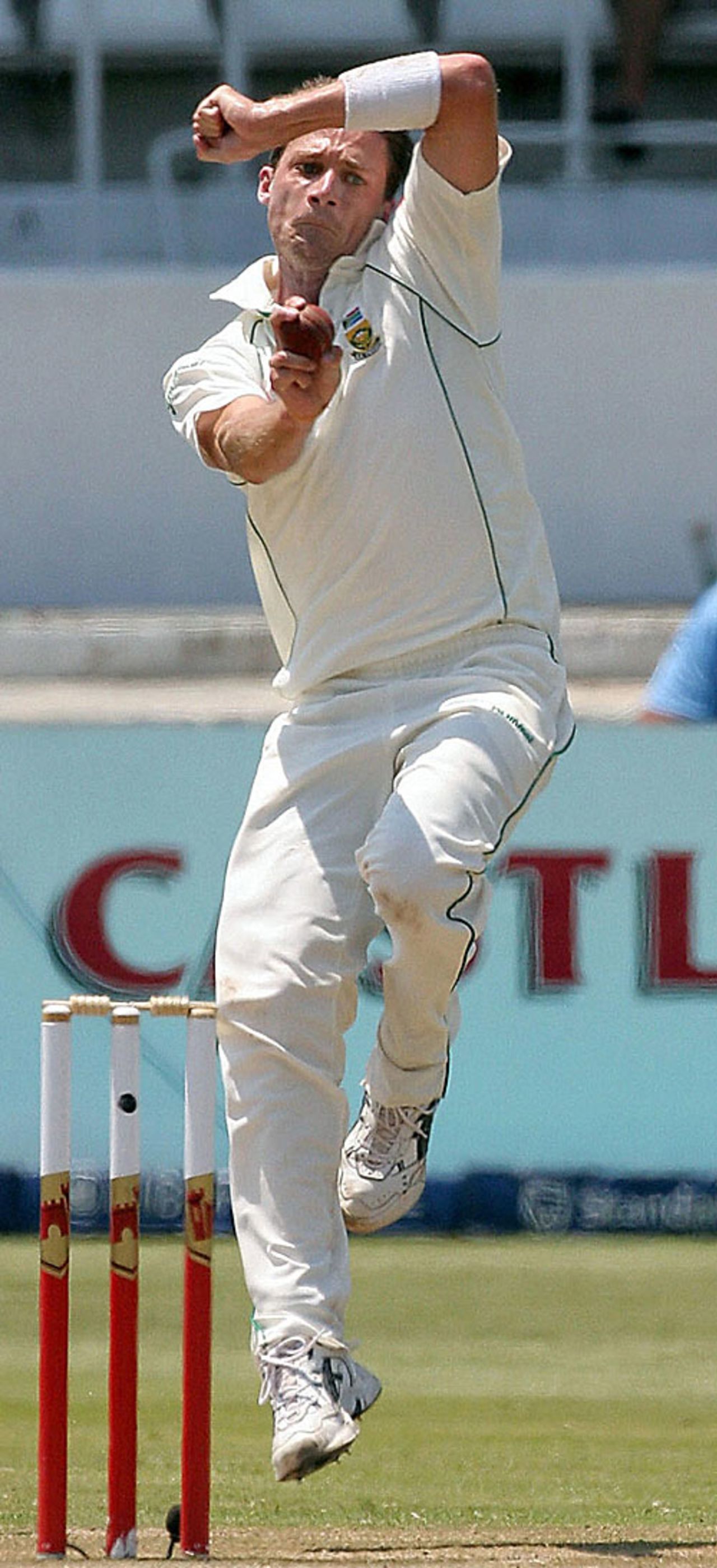 Dale Steyn roars into bowl during his six-wicket burst, South Africa v West Indies, 3rd Test, Durban, 3rd day, January 12, 2008