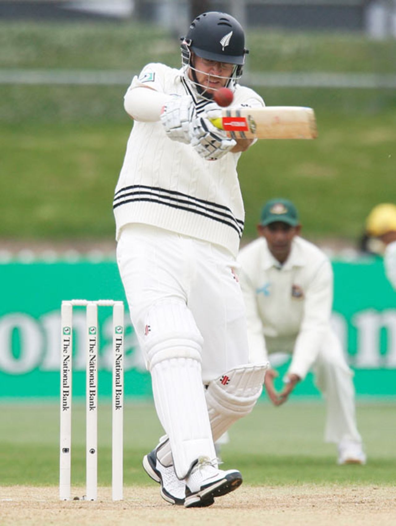 Daniel Vettori made an aggressive 94, New Zealand v Bangladesh, 2nd Test, Wellington, 2nd day, January 13, 2008