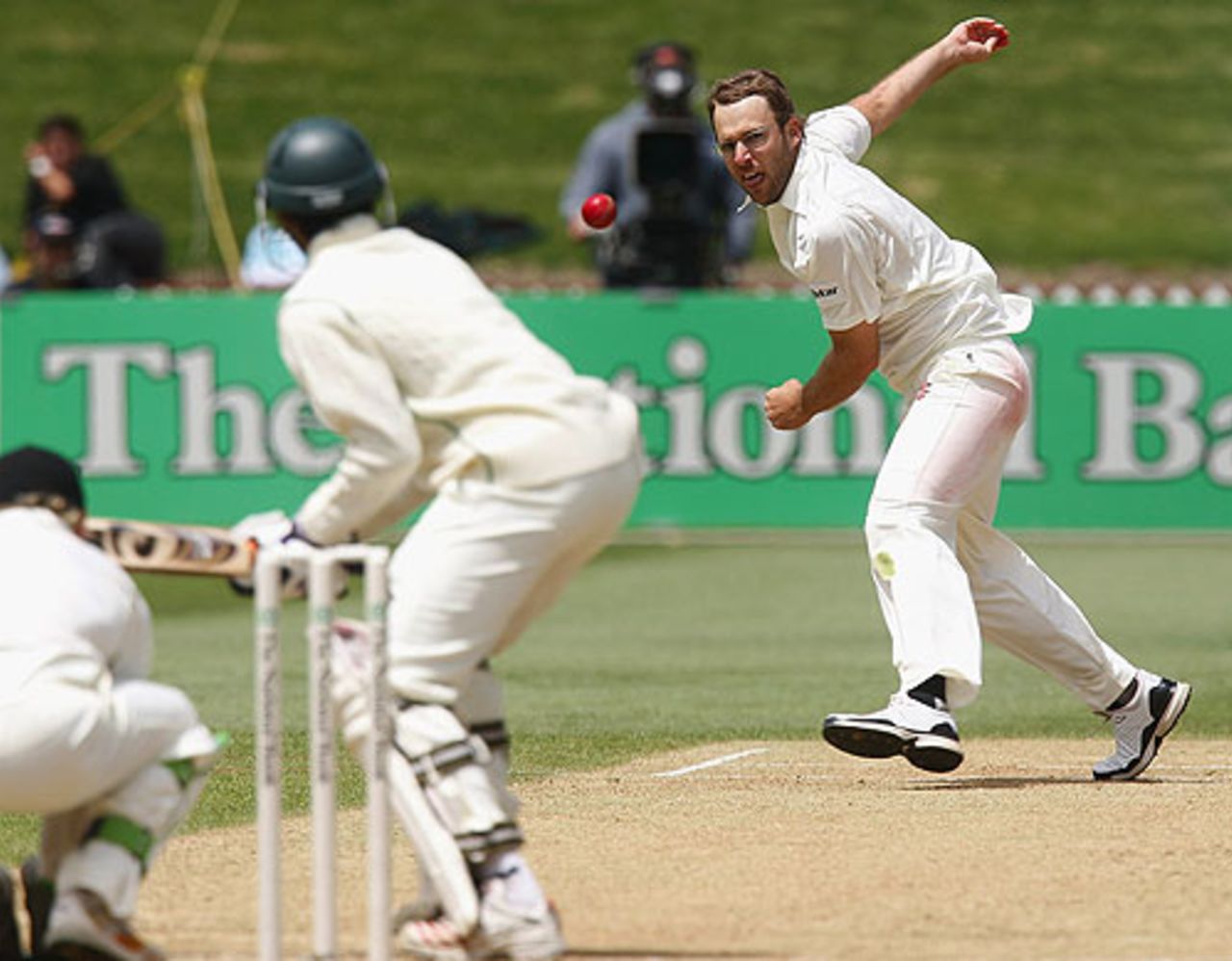 Daniel Vettori bowled just one over in Bangladesh's second innings, New Zealand v Bangladesh, 2nd Test, Wellington, 3rd day, January 14, 2008
