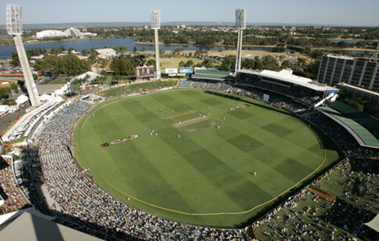 A wide angle view of the WACA, Australia v India, 3rd Test, 1st day, Perth, January 16, 2008