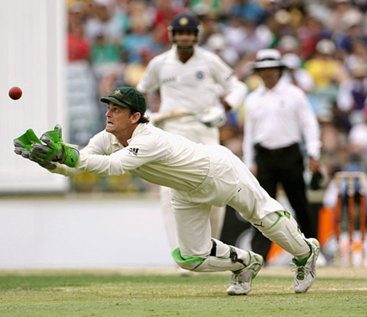 Adam Gilchrist dives to catch Mahendra Singh Dhoni, Australia v India, 3rd Test, Perth, 3rd day, January 18, 2008
