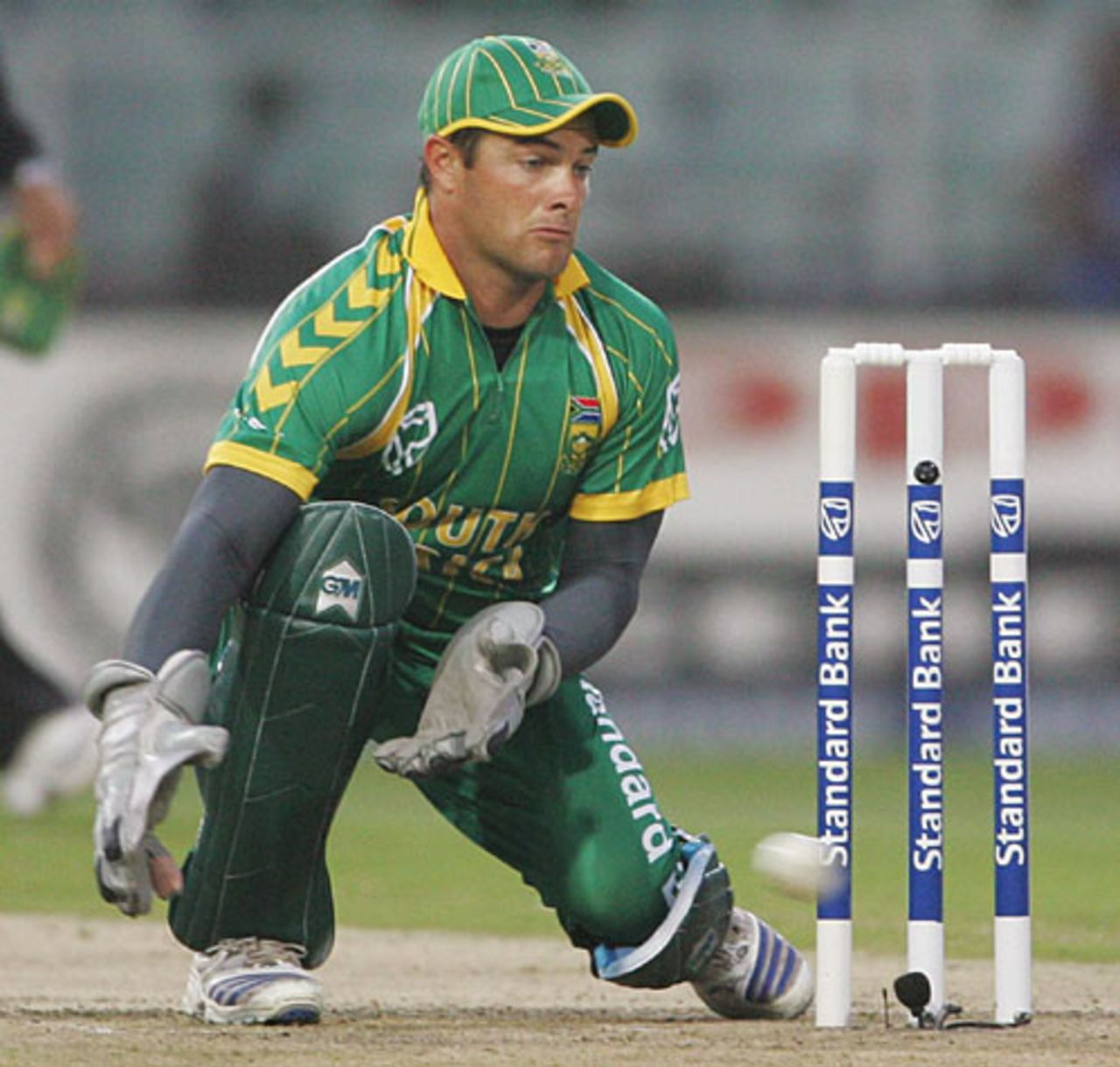 Mark Boucher had a nightmare day behind the stumps, conceding 13 byes as West Indies constantly ran for balls that went straight through to him, South Africa v West Indies, 2nd Twenty20, Wanderers, January 18, 2008