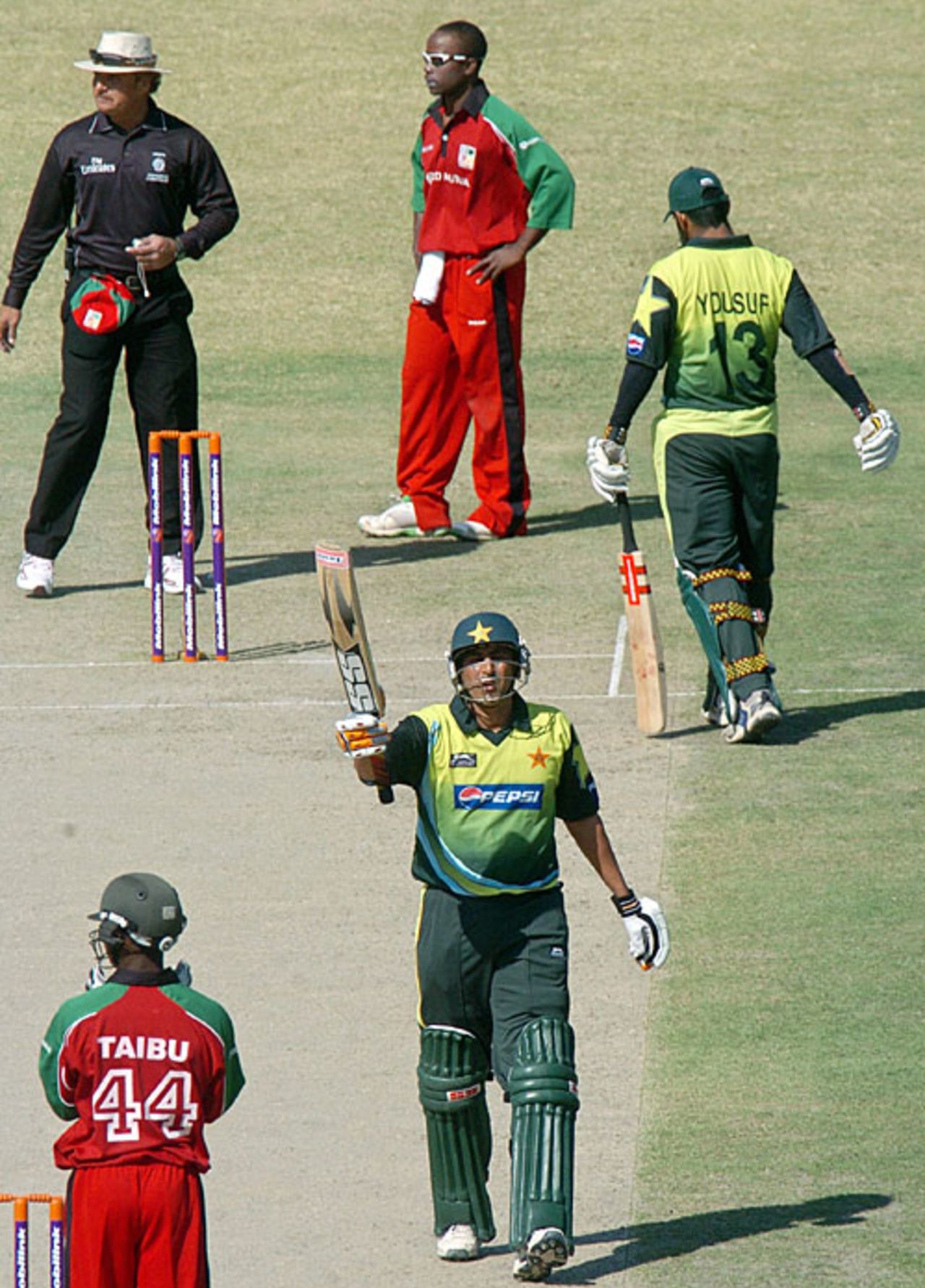Younis Khan raises the bat after reaching his half-century, Pakistan v Zimbabwe, 1st ODI, Karachi, January 21, 2008