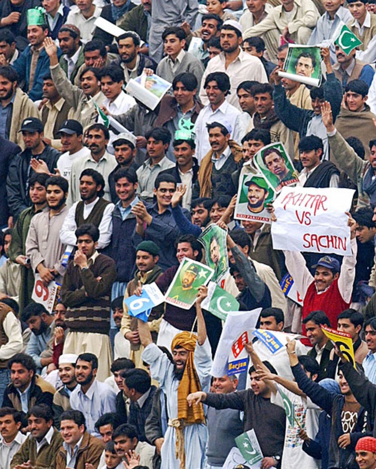 Fans enjoy Pakistan's match against India at the Niaz Stadium, 1st ODI, February 6, 2007