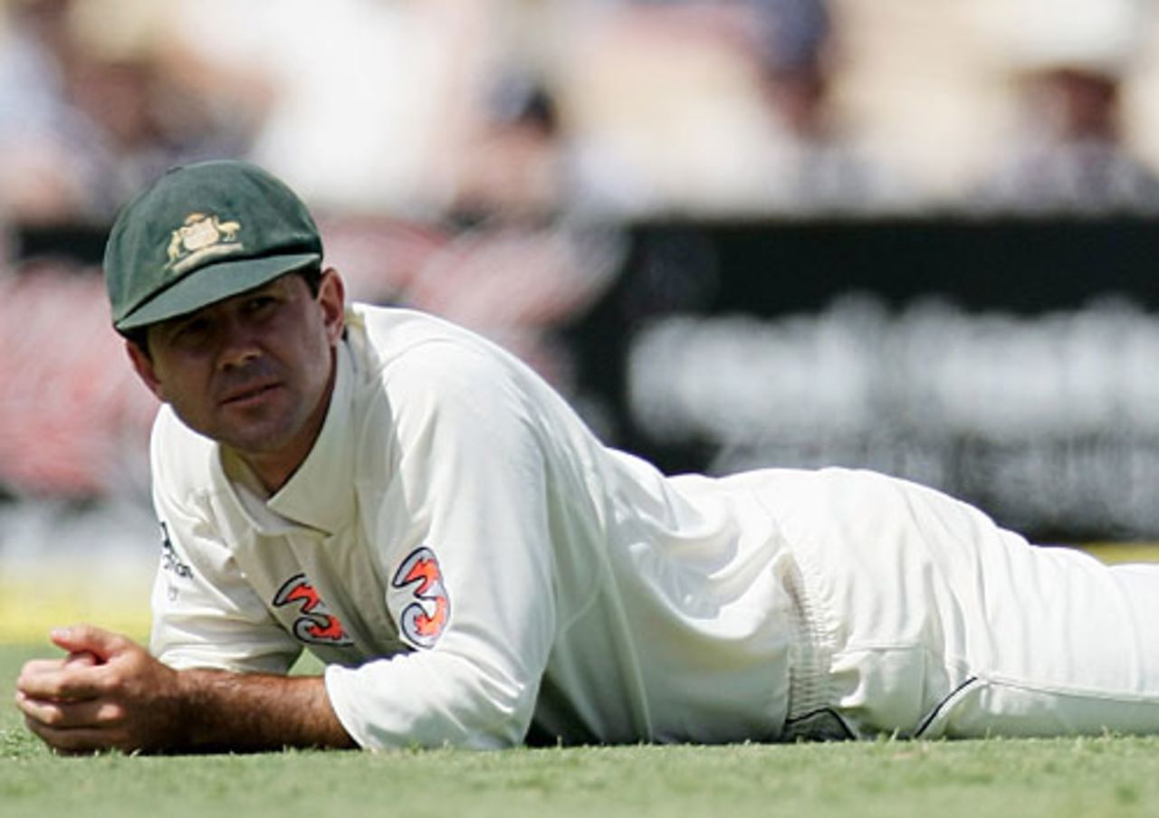 Ricky Ponting rues a dropped catch, Australia v India, 4th Test, Adelaide, 2nd day, January 25, 2008