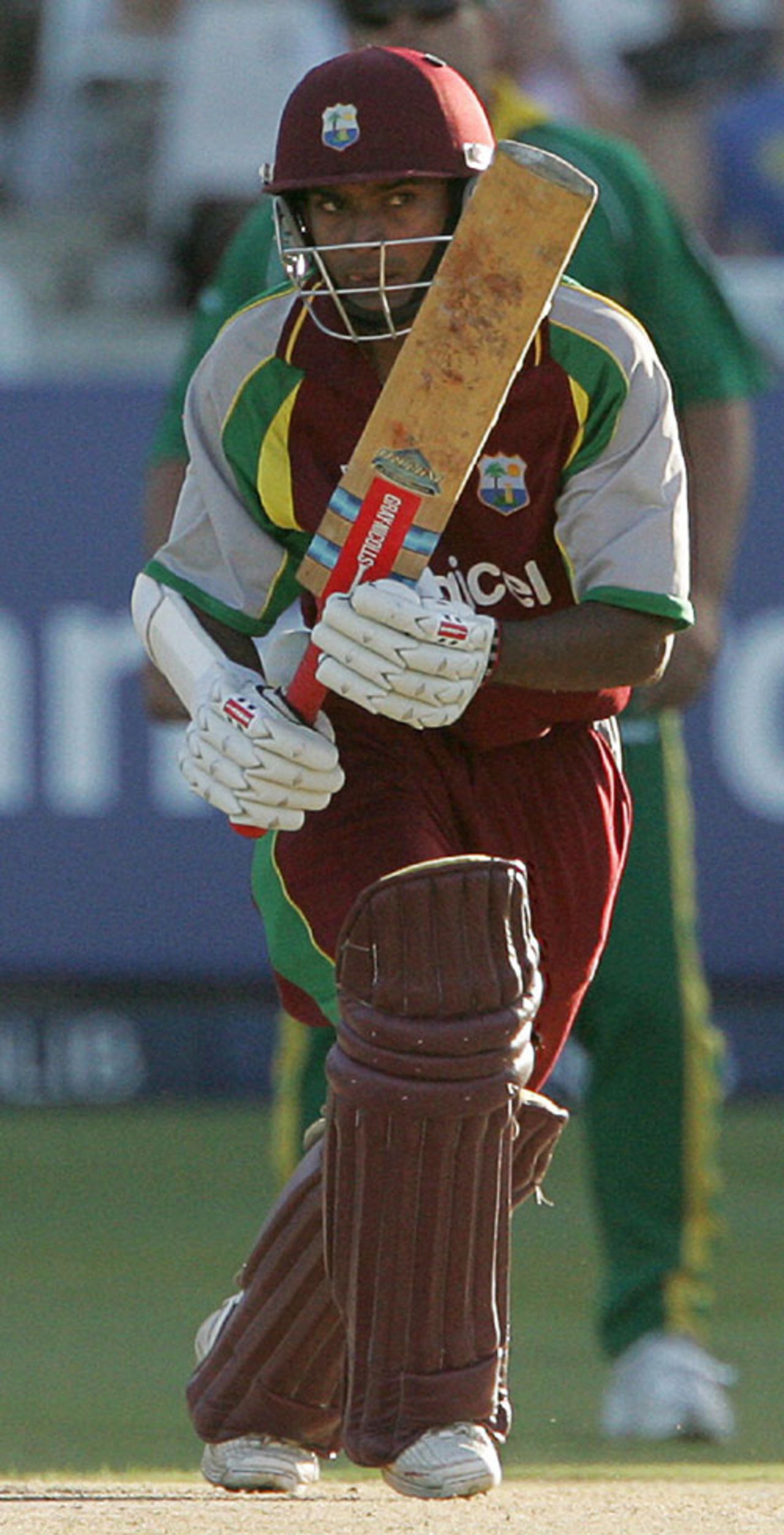 Sewnarine Chattergoon on his way to 34, South Africa v West Indies, 2nd ODI, Cape Town, January 25, 2008
