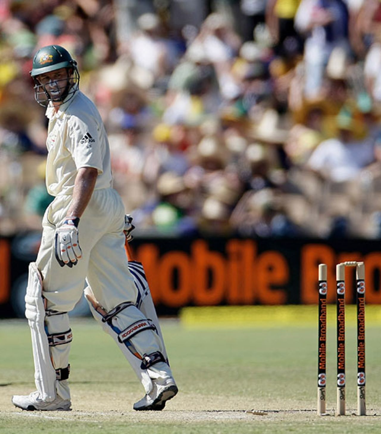 Michael Hussey looks back at his rearranged stumps, Australia v India, 4th Test, Adelaide, 3rd day, January 26, 2008