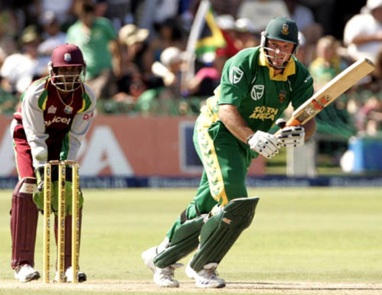 Graeme Smith looks out for a run, South Africa v West Indies, 3rd ODI, Port Elizabeth, January 27, 2008