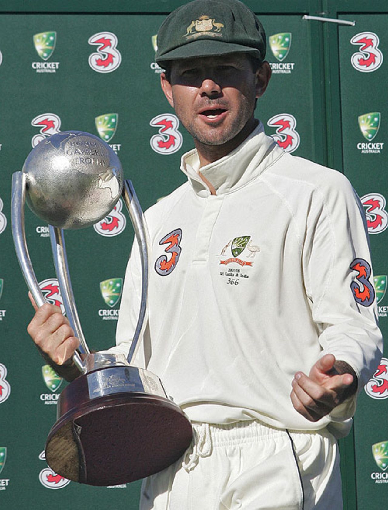 Ricky Ponting poses with the Border-Gavaskar Trophy, Australia v India, 4th Test, Adelaide, 5th day, January 28, 2008