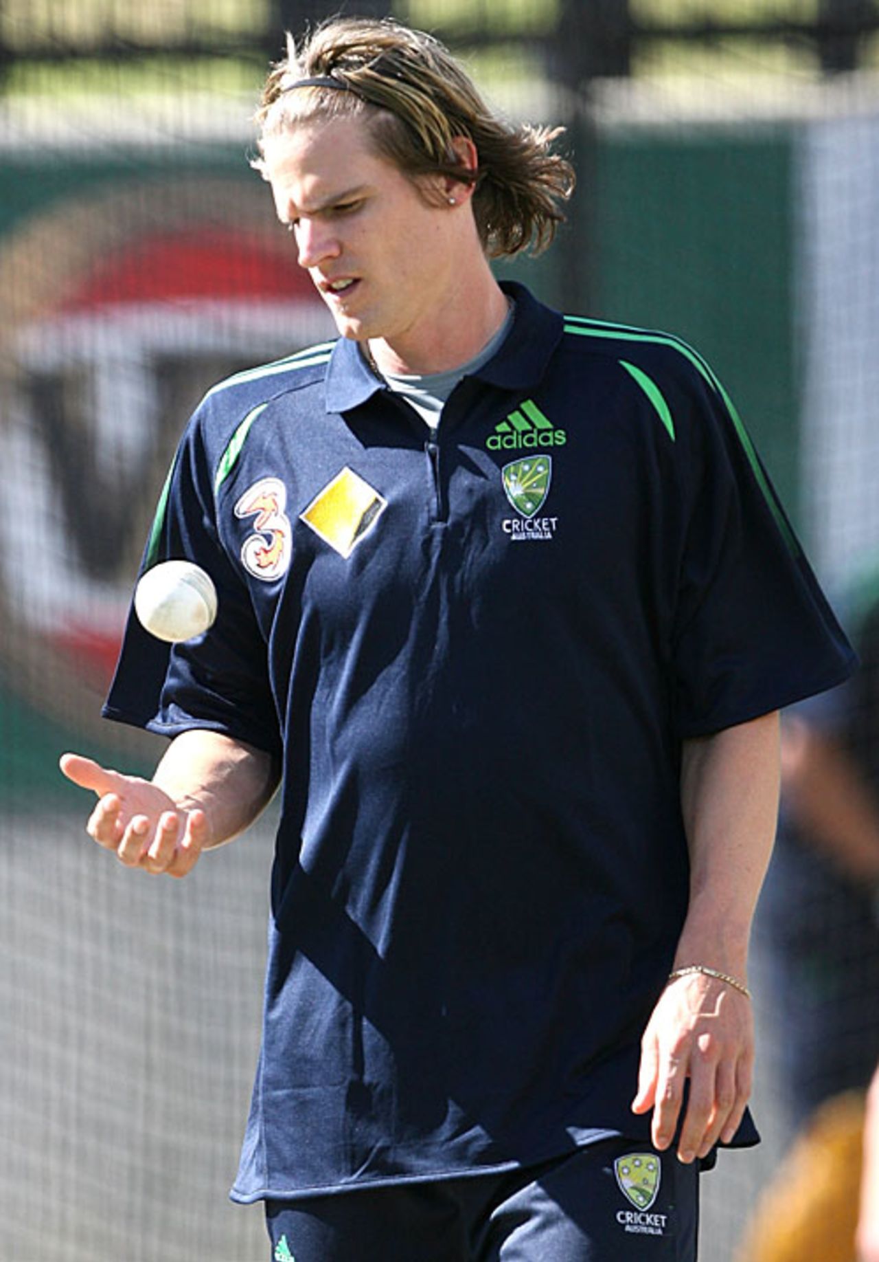 Nathan Bracken at a net session in Melbourne, Melbourne, January 31, 2008