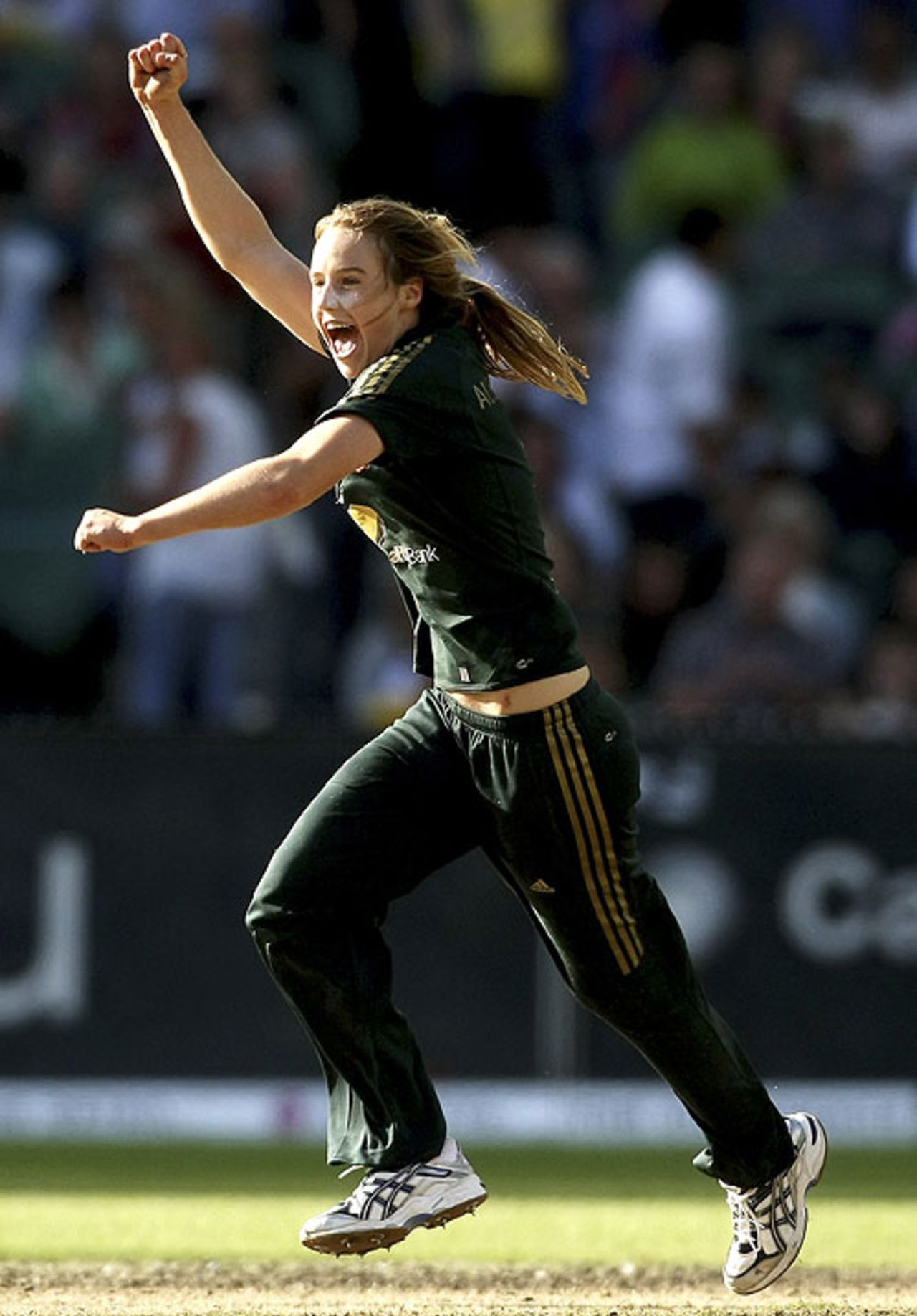 Ellyse Perry celebrates one of her four strikes, Australia v England, women's Twenty20, Melbourne, February 1, 2008