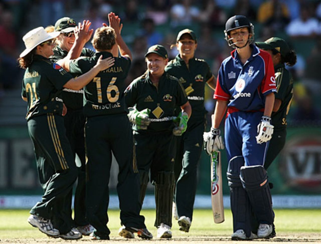 Shelley Nitschke bowled Charlotte Edwards for 12, Australia v England, women's Twenty20, Melbourne, February 1, 2008