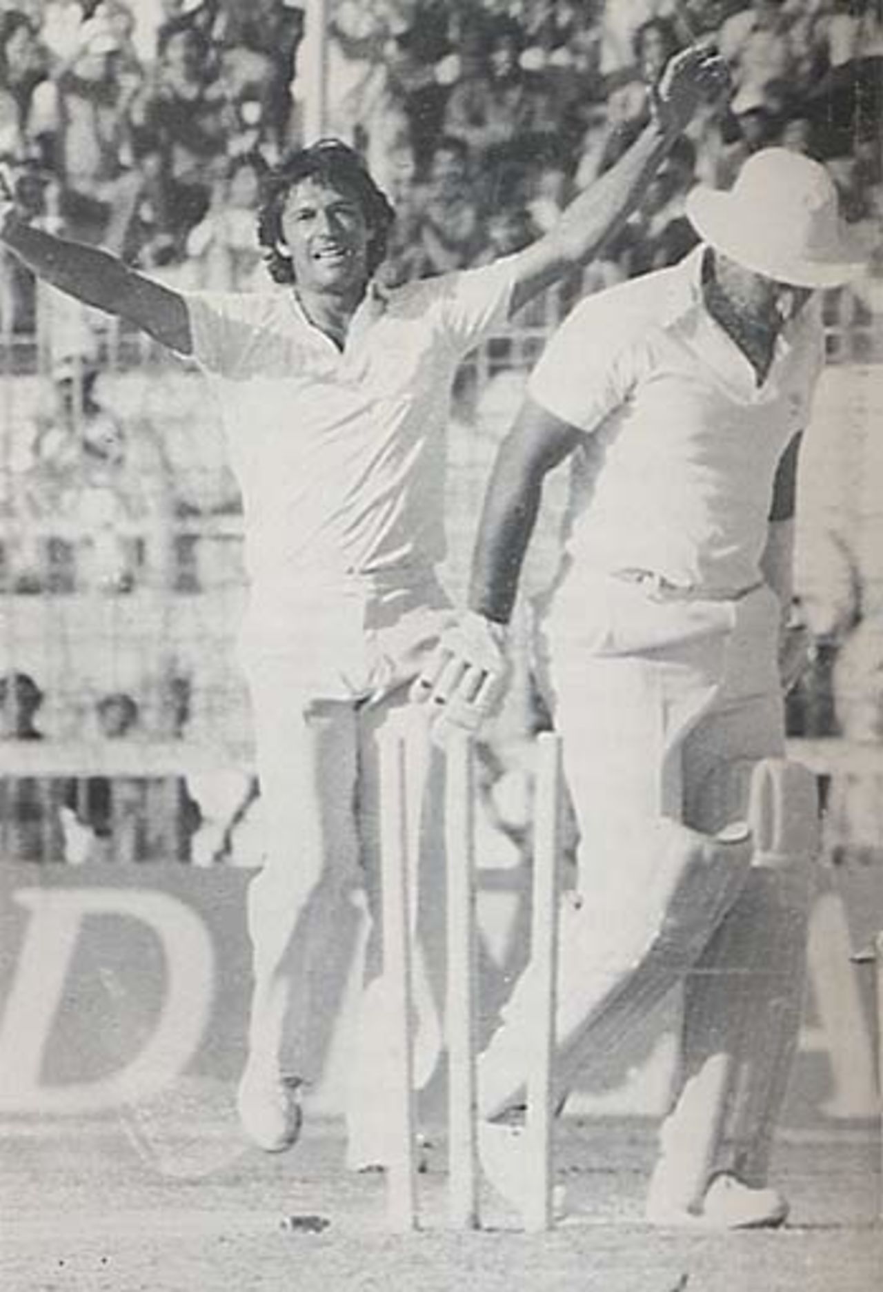 Sunil Gavaskar bowled Imran Khan 67, Pakistan v India, 1982-83