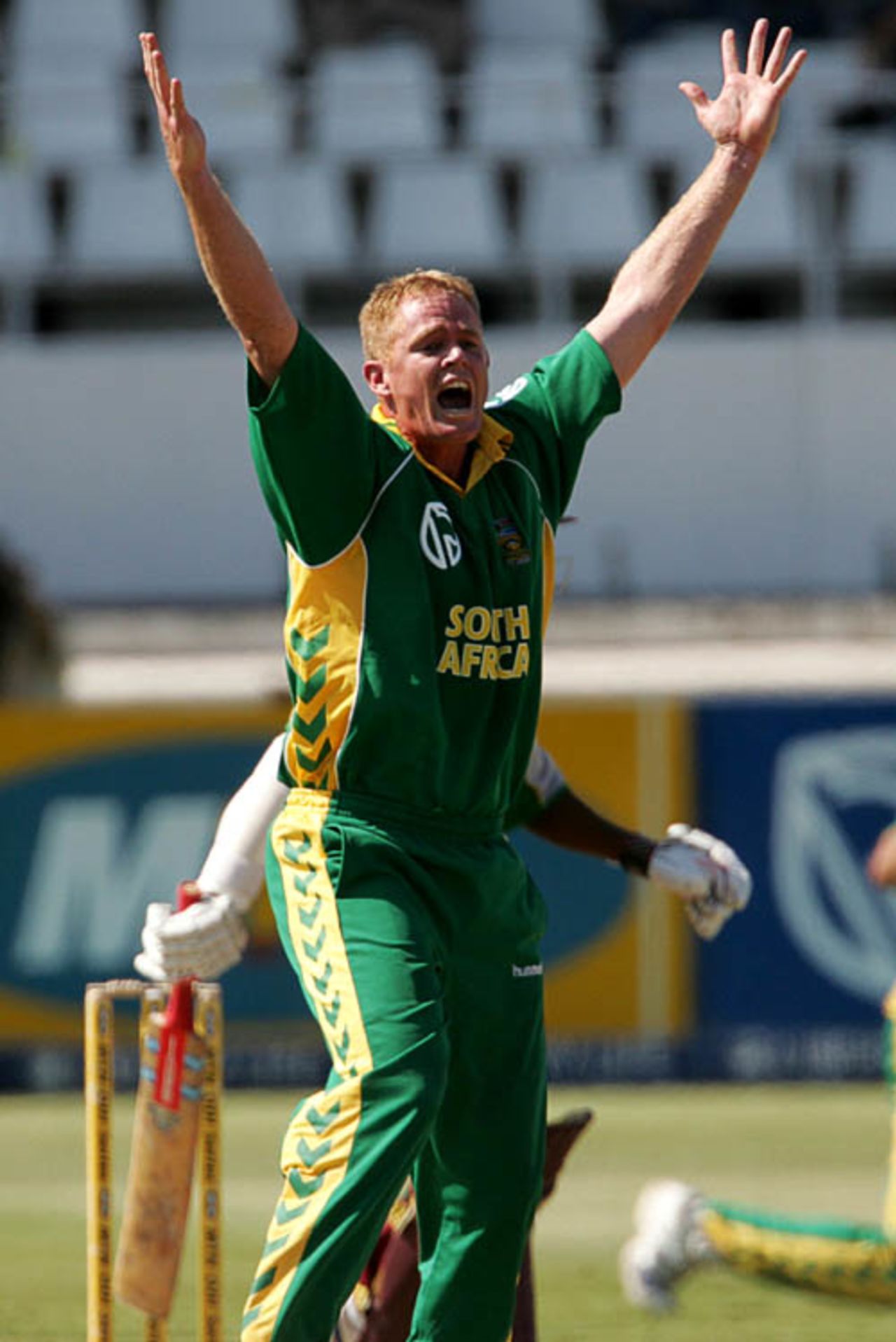 Shaun Pollock leads an unsuccessful leg-before appeal, South Africa v West Indies, 4th ODI, Durban, February 1, 2008