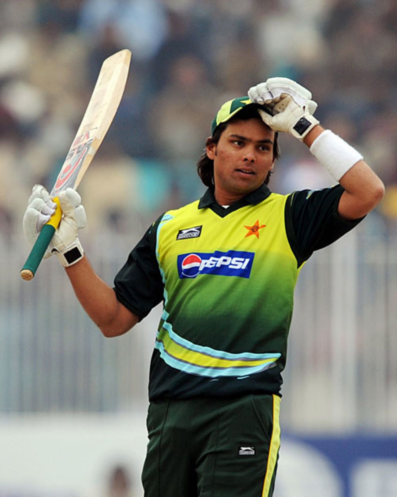 Khurram Manzoor scored a half-century on debut, Pakistan v Zimbabwe, 5th ODI, Sheikhupura, February 2, 2008 