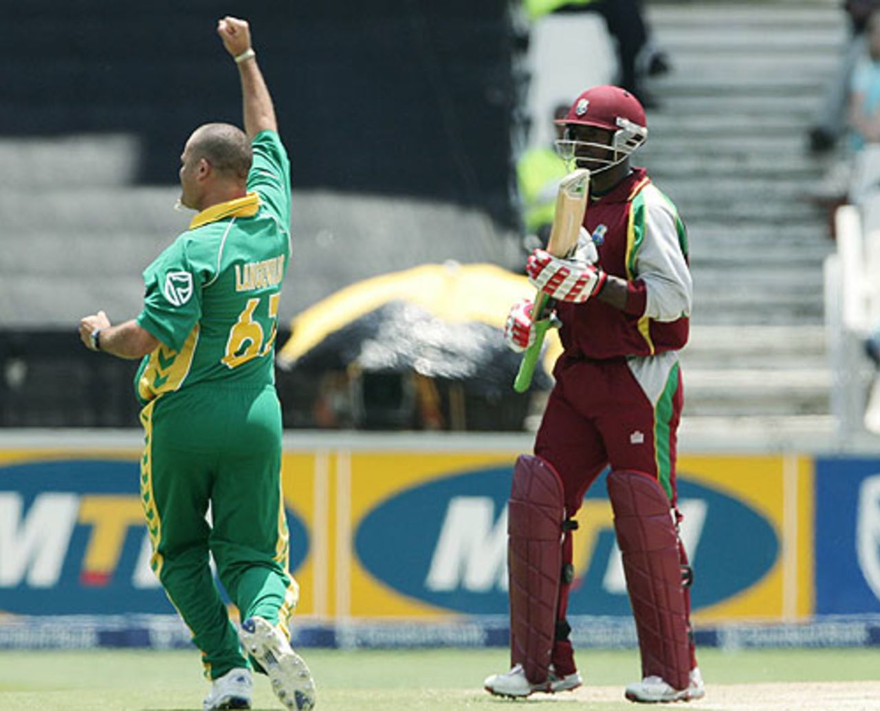 Charl Langeveldt celebrates the dismissal of Denesh Ramdin, South Africa v West Indies, 5th ODI, Johannesburg, February 3, 2008