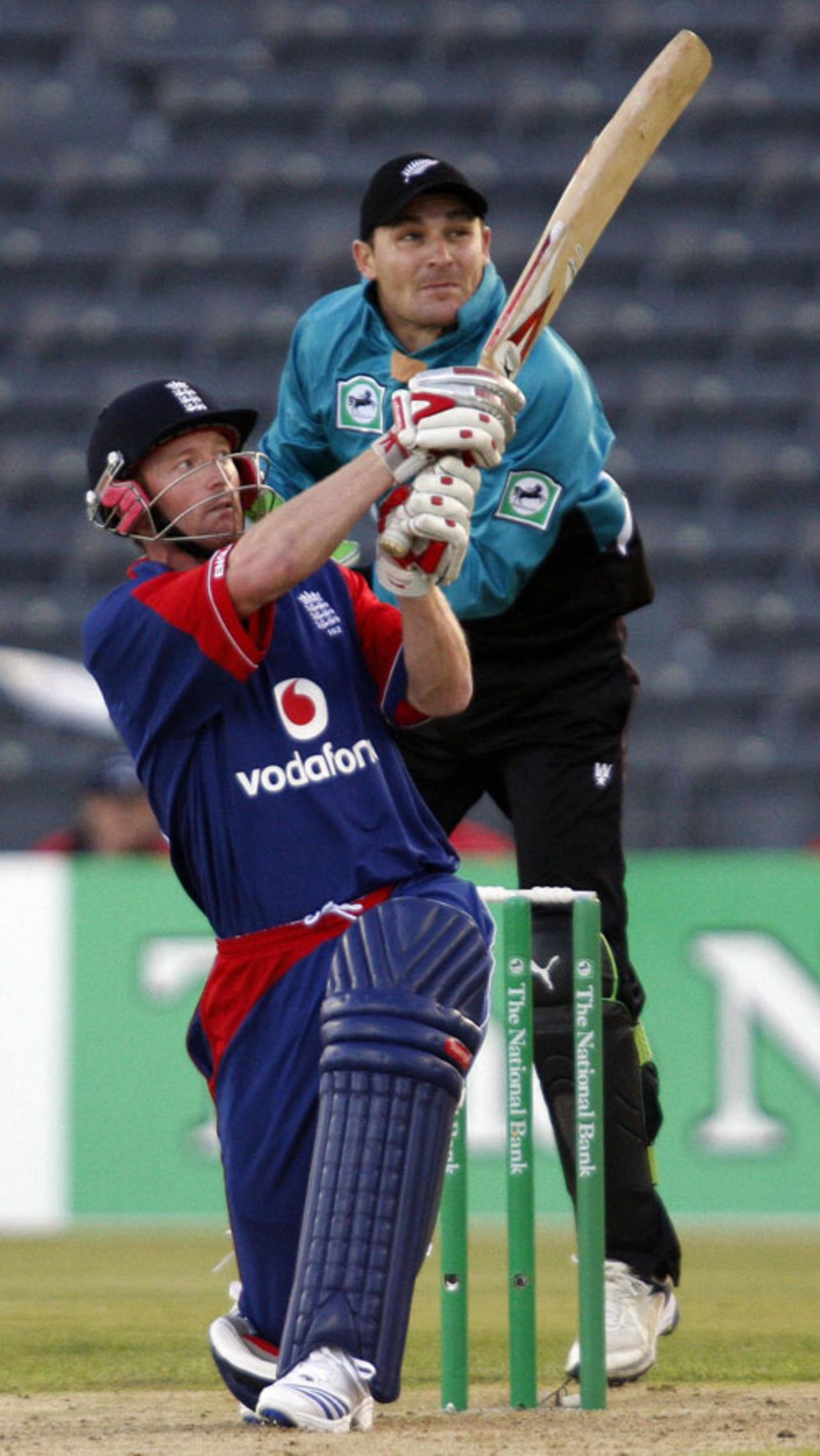 Paul Collingwood pulls through midwicket, New Zealand v England, 2nd Twenty20, Christchurch, February 7, 2008