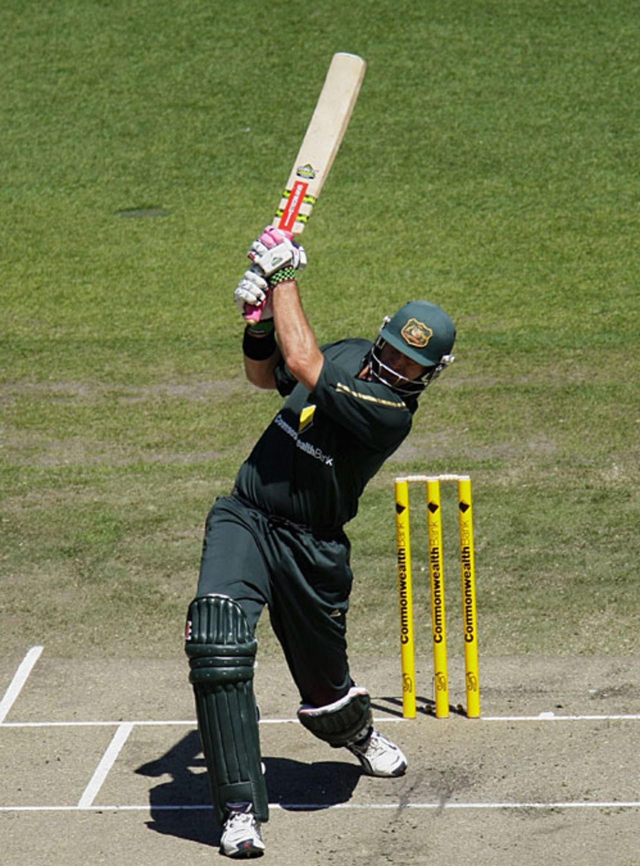 Matthew Hayden powered his way to 25, Australia v India, CB Series, 4th ODI, Melbourne, February 10, 2008