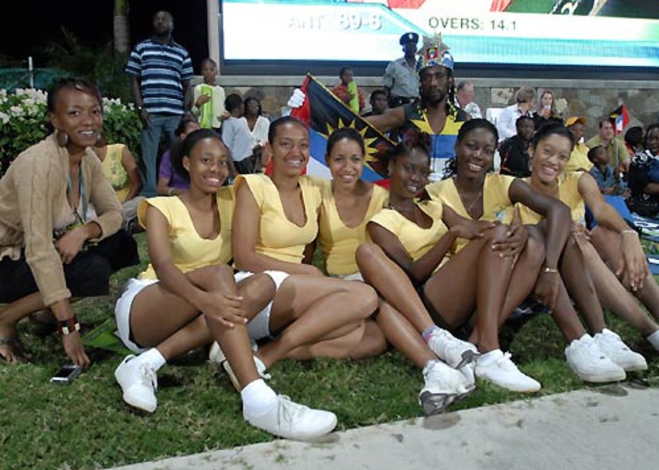 The Stanford 20/20 dancers take a break, Antigua and Barbuda v United States Virgin Islands, Stanford 20/20, 12th match, Coolidge, February 9, 2008