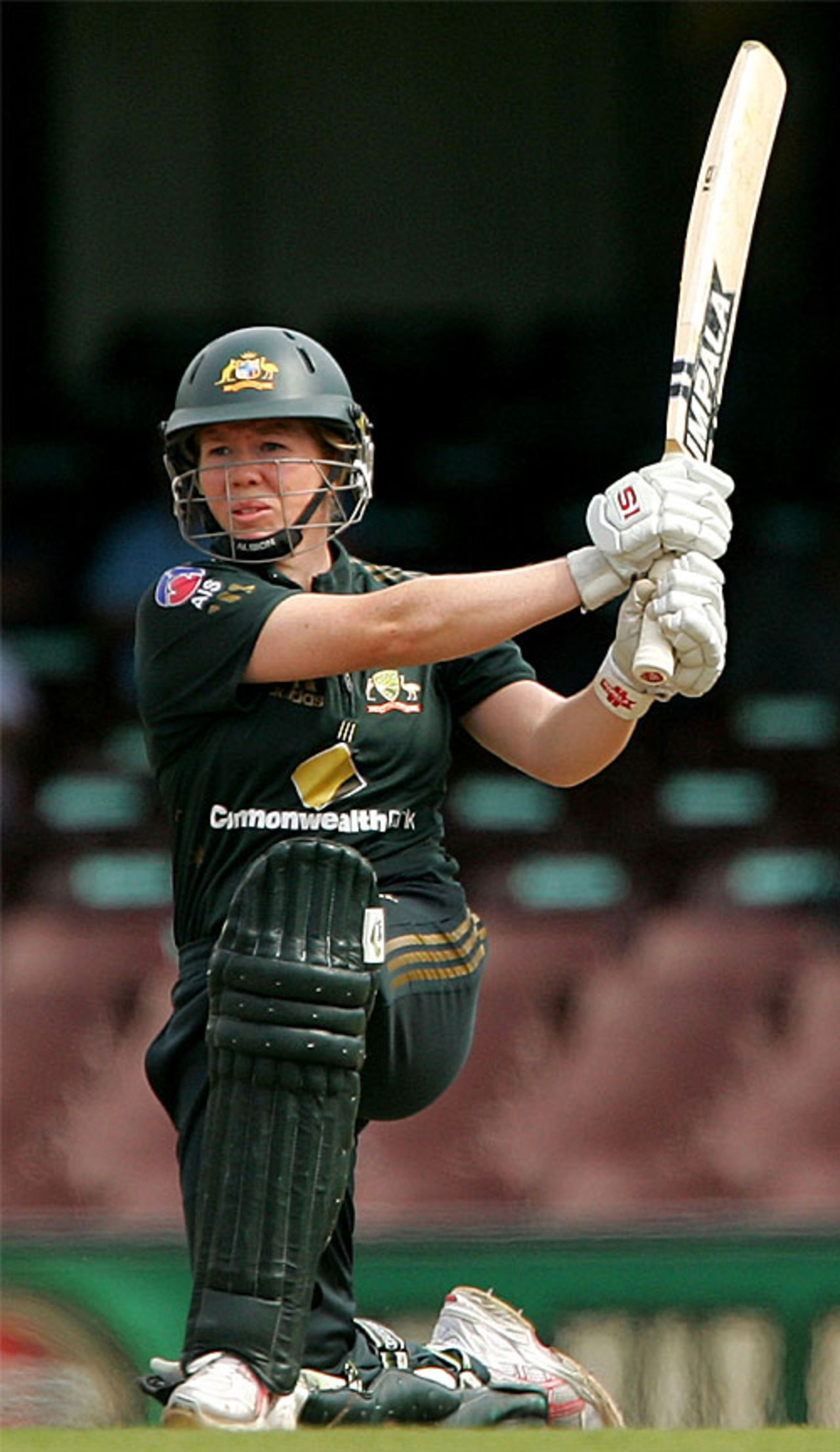The in-form Alex Blackwell boosted Australia to a series-levelling win at the SCG, Australia v England, 5th Women's ODI, Sydney, February 11, 2008