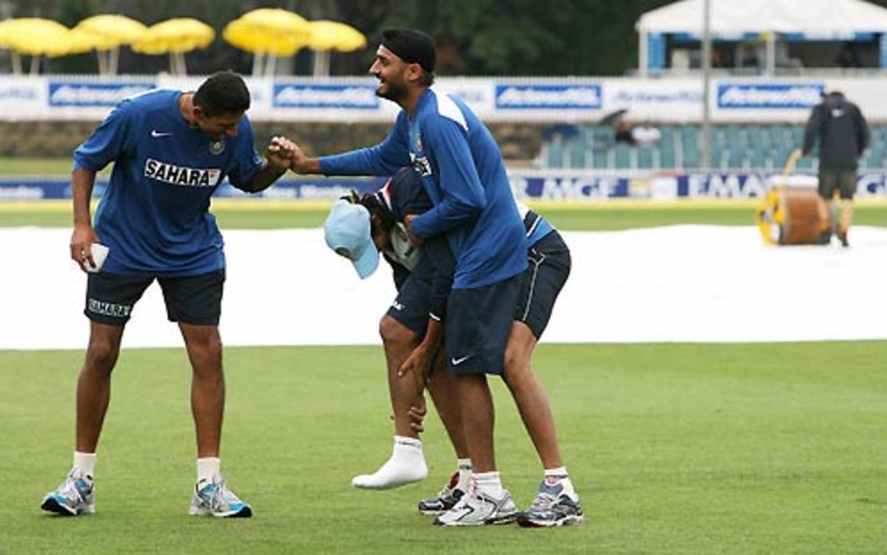 Venkatesh Prasad and Harbhajan Singh share a joke, India v Sri Lanka, CB Series, 5th ODI, Canberra, February 12, 2008 