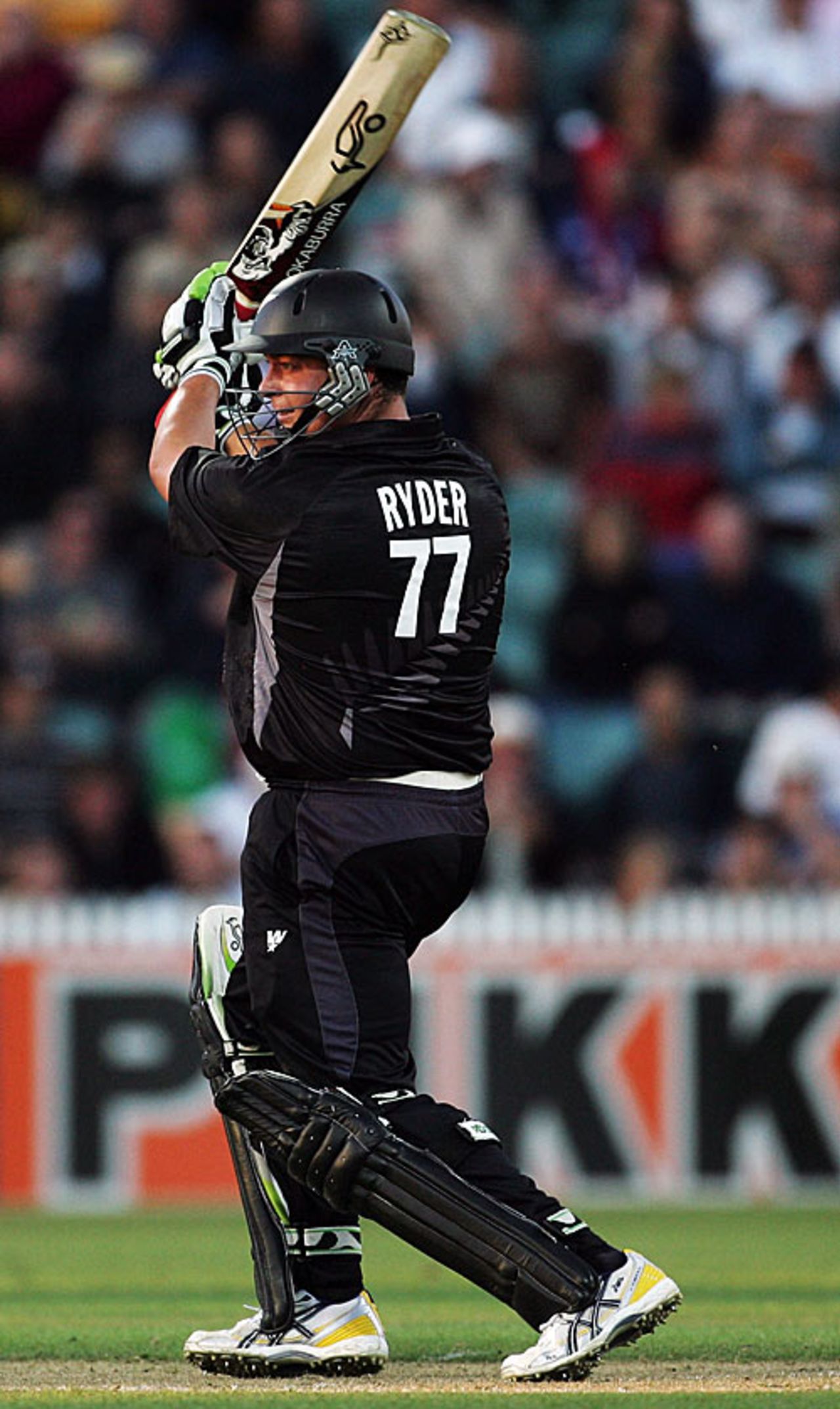 Jesse Ryder stands tall to cut during his blazing fifty, New Zealand v England, 2nd ODI, Hamilton, February 12, 2008