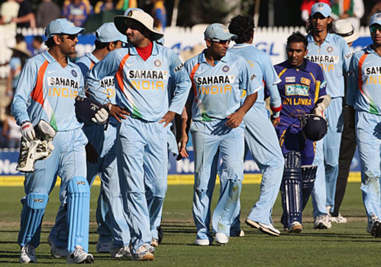 Indian players leave the ground after losing by eight wickets, India v Sri Lanka, CB Series, 5th ODI, Canberra, February 12, 2008 
