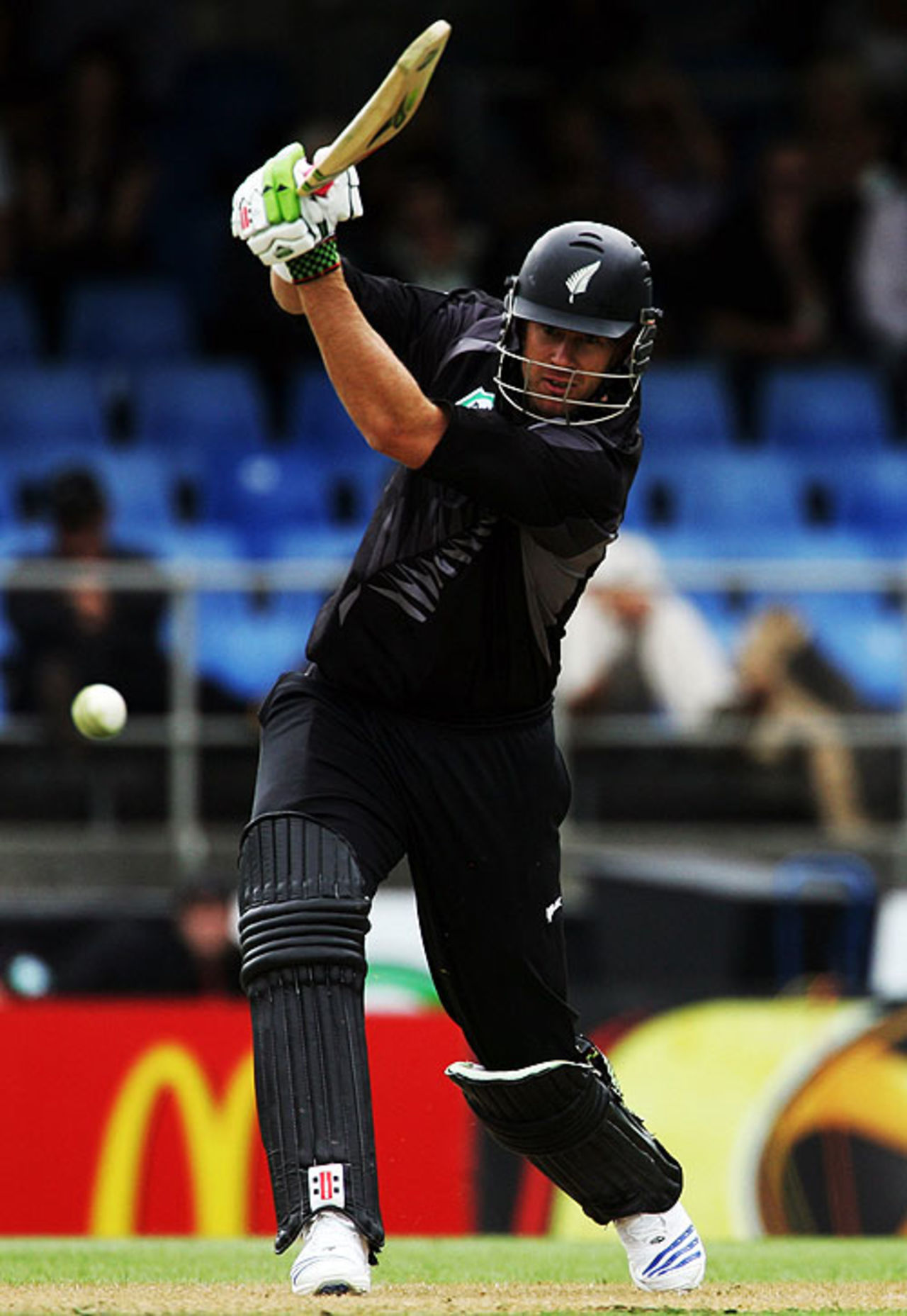 Jacob Oram drives through the covers during his innings of 88, including Peter Fulton for 4, New Zealand v England, 3rd ODI, Auckland, February 15, 2008