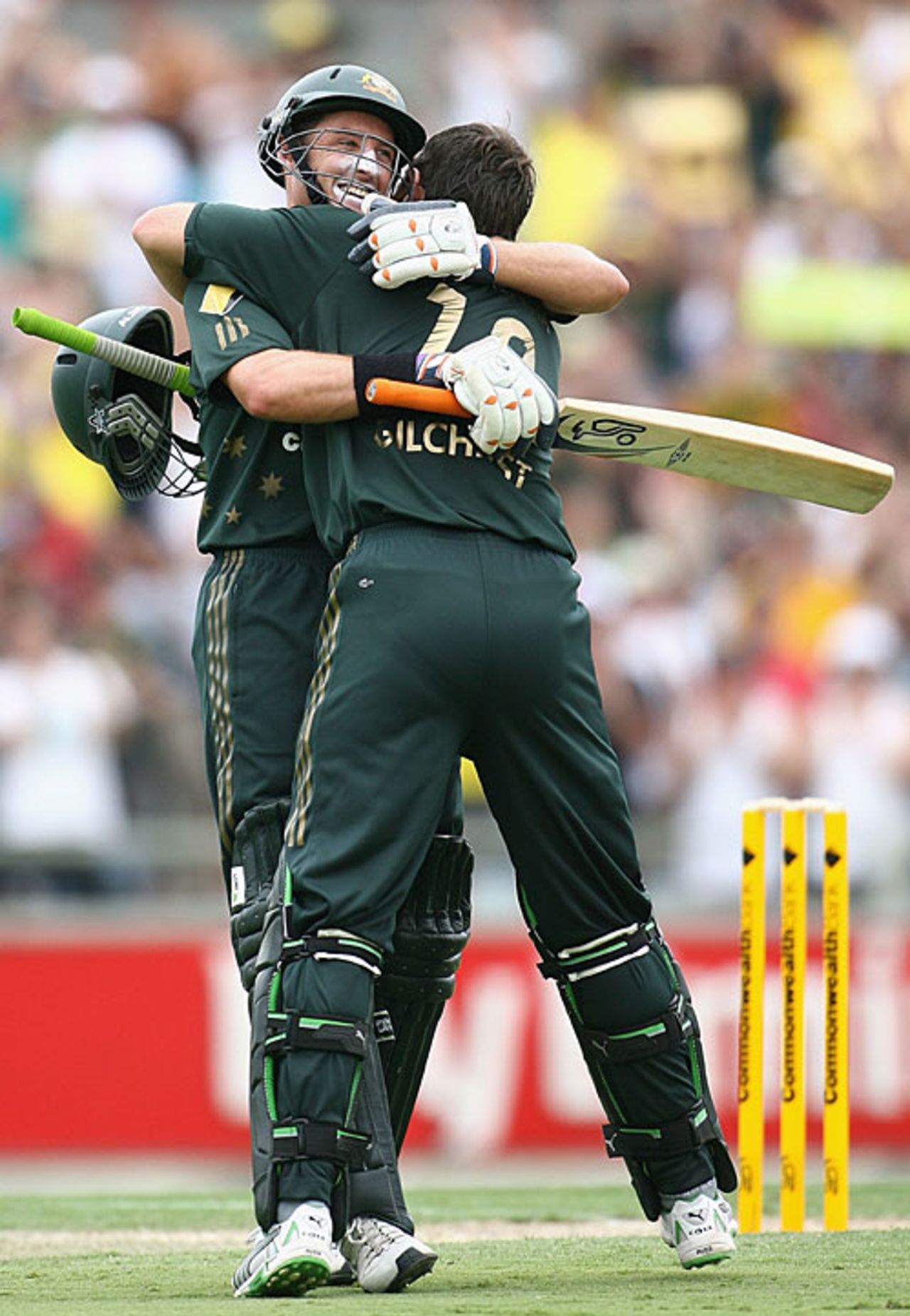 Michael Hussey congratulates Adam Gilchirst on his hundred, Australia v Sri Lanka, 6th Match, CB Series, Perth, February 15, 2008