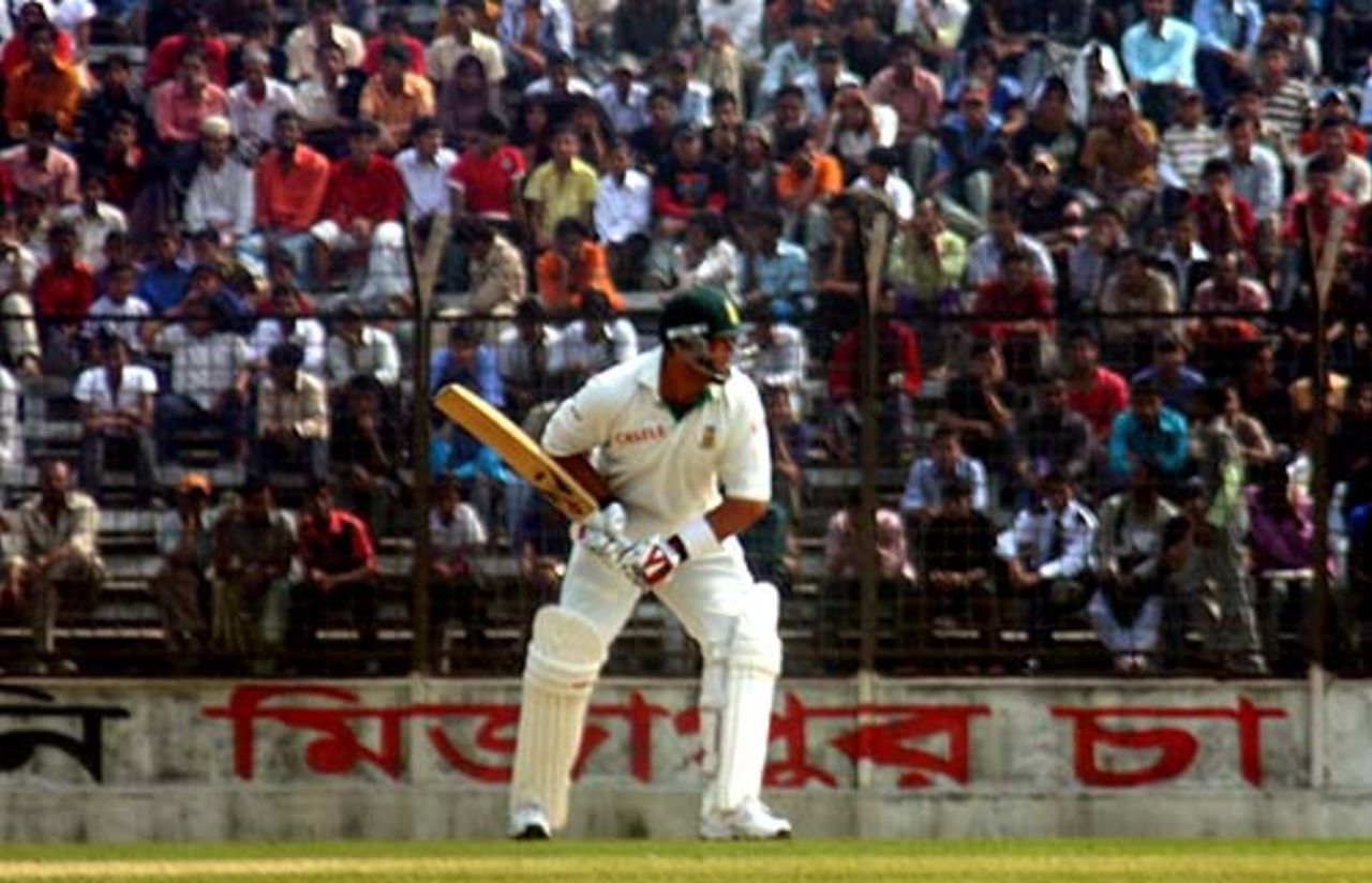 Jacques Kallis lines up to face a delivery, BCB XI v South Africans, 1st day, Fatullah, February 17, 2008