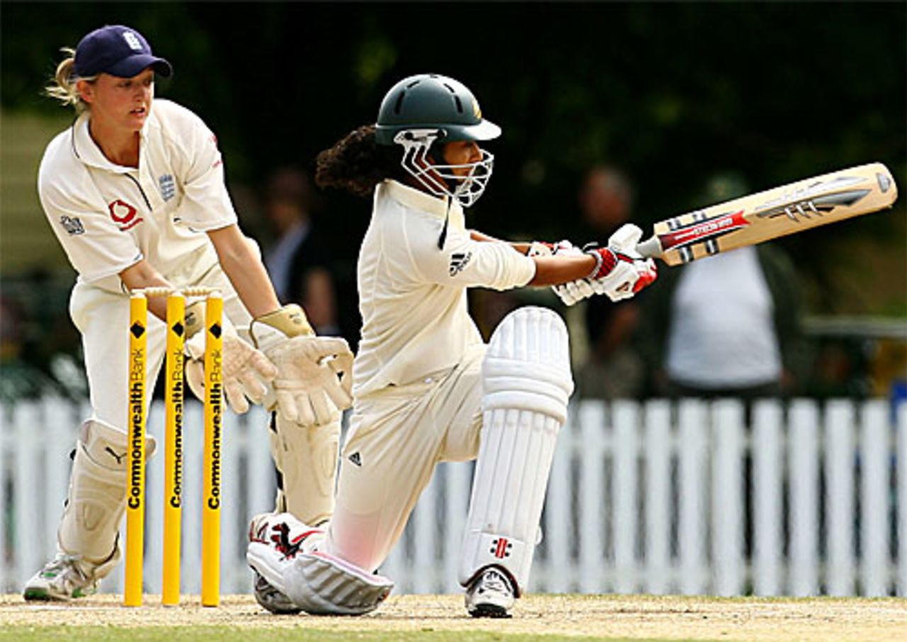 Lisa Sthalekar swept towards a century but was out next ball for 98, Australia v England, only Test, Bowral, 3rd day, February 17, 2008