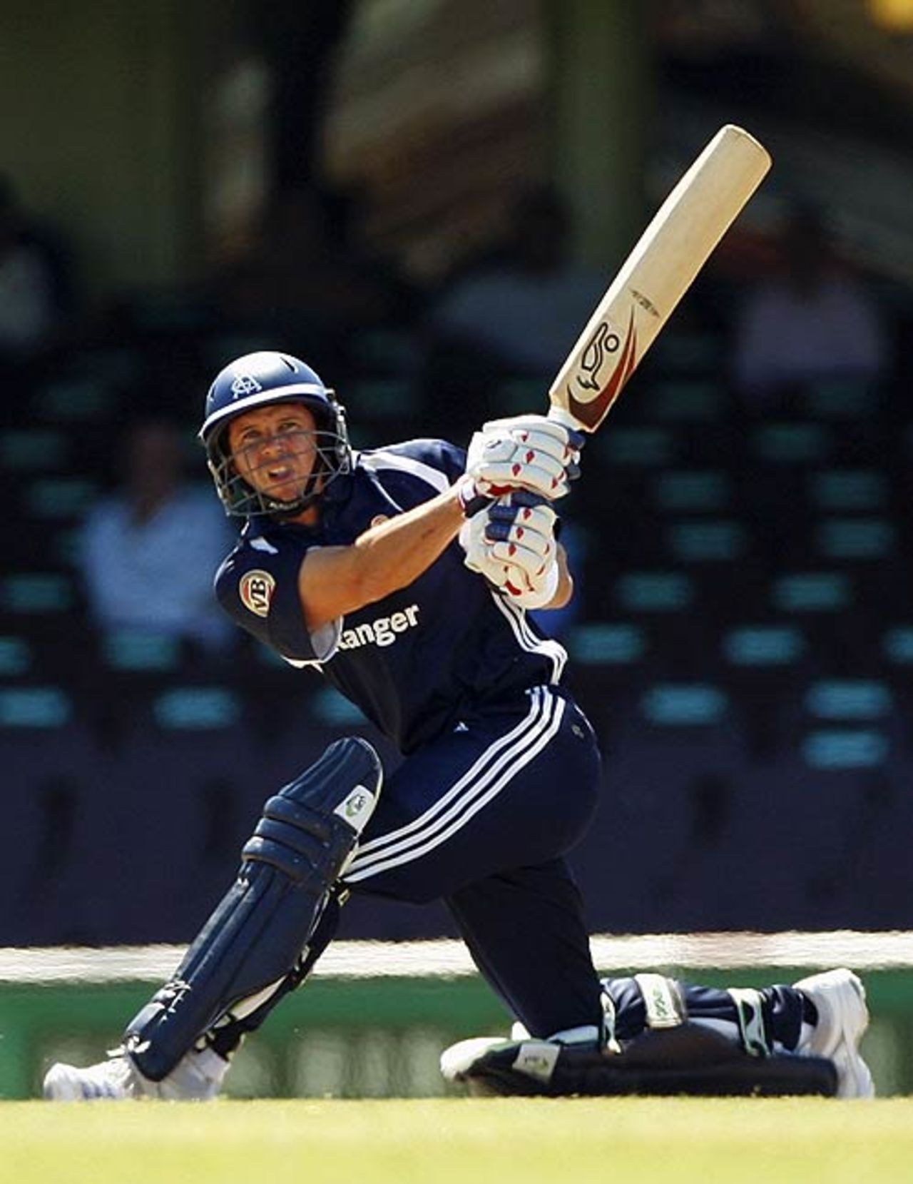 Brad Hodge sweeps on his way to 116, New South Wales v Victoria, Sydney, February 20, 2008