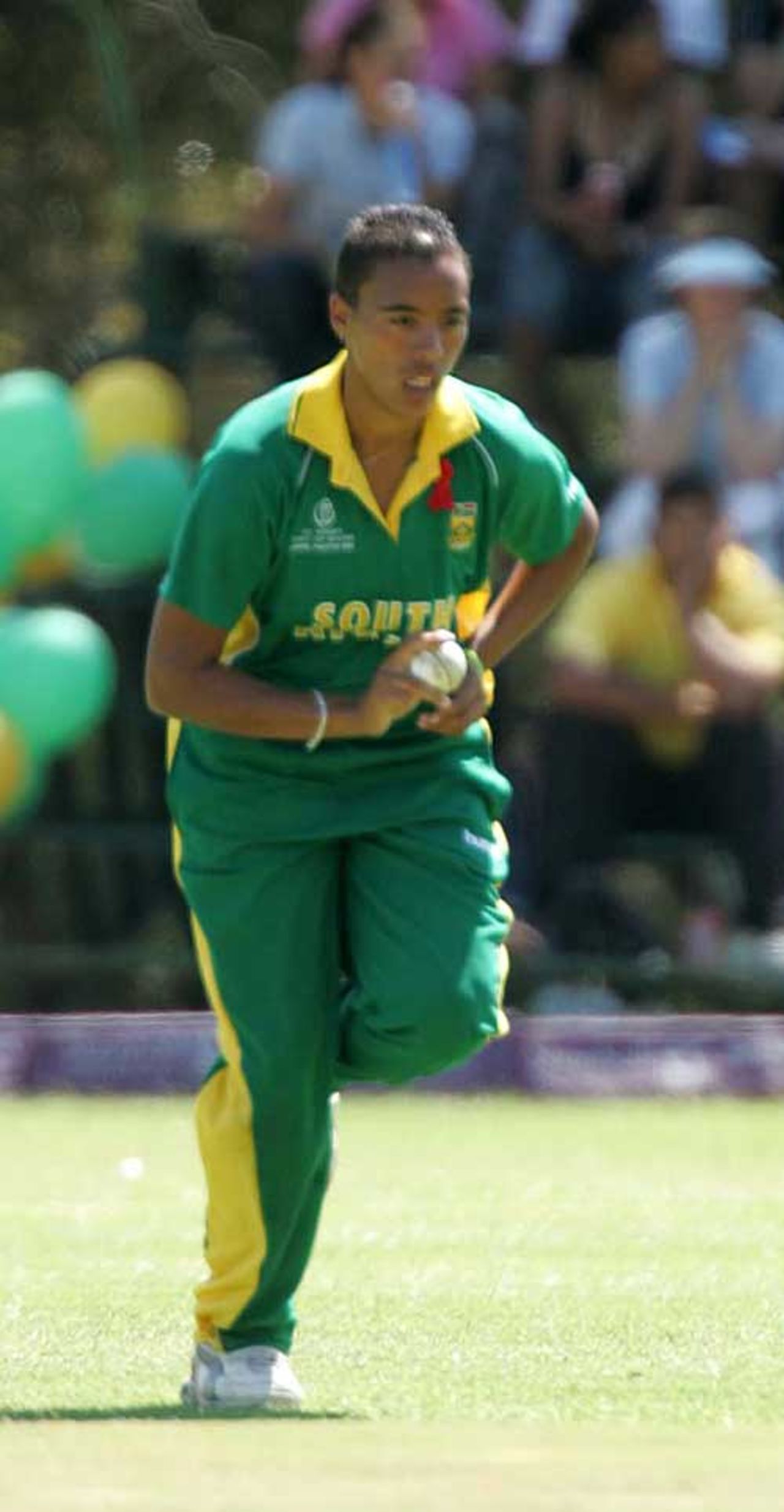 Alicia Smith demolished Pakistan with 5 for 7, South Africa v Pakistan, ICC Women's World Cup Qualifiers final, Stellenbosh, February 24, 2008