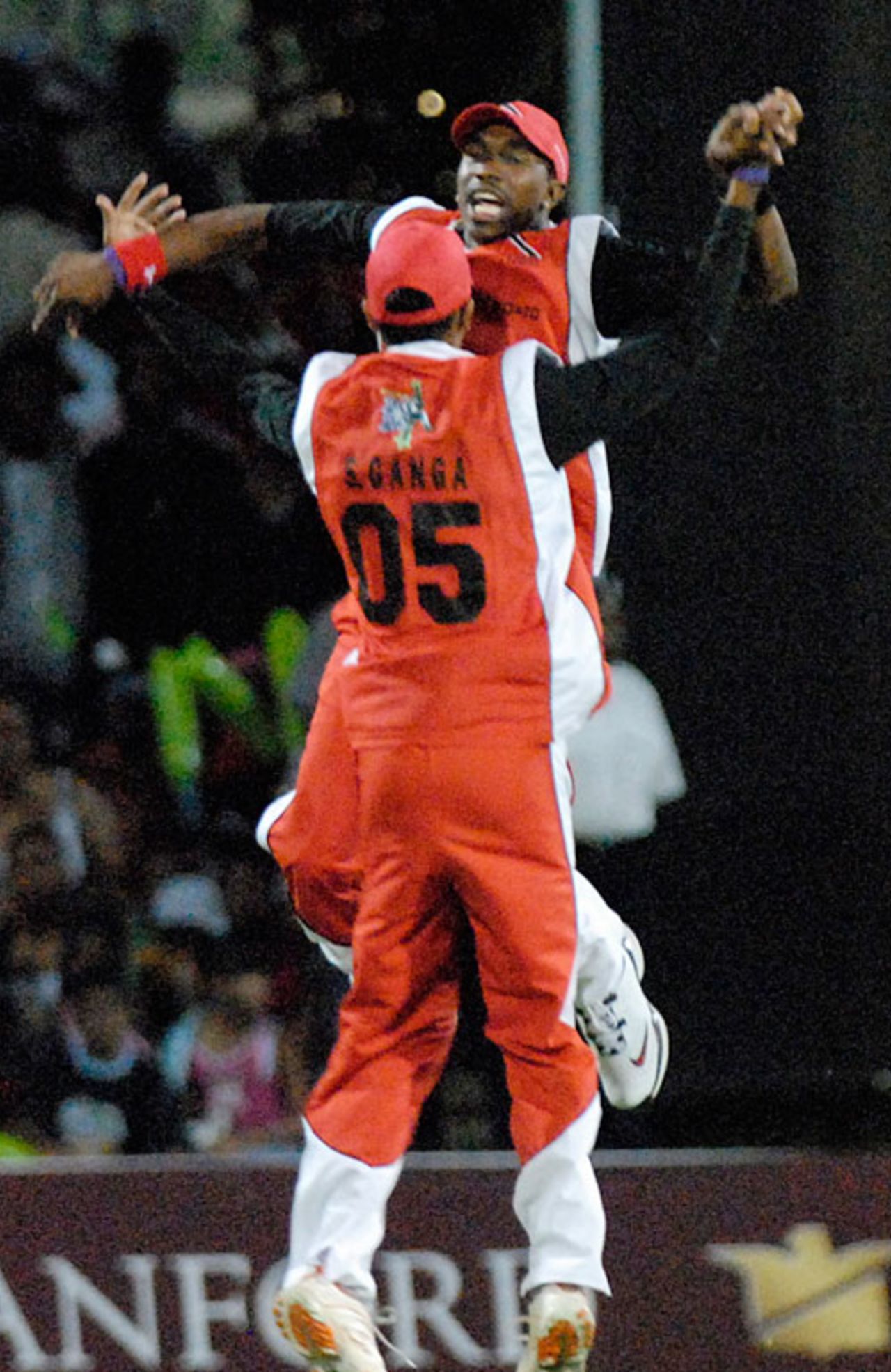 Sherwin Ganga and Dwayne Bravo celebrate another Jamaican wicket, Jamaica v Trinidad, Stanford 20/20 final, February 24, 2008