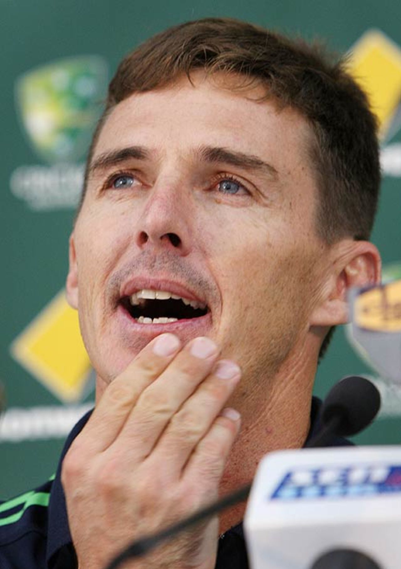 Brad Hogg answers a question during the press conference when he announced his retirement, Melbourne, February 27, 2008