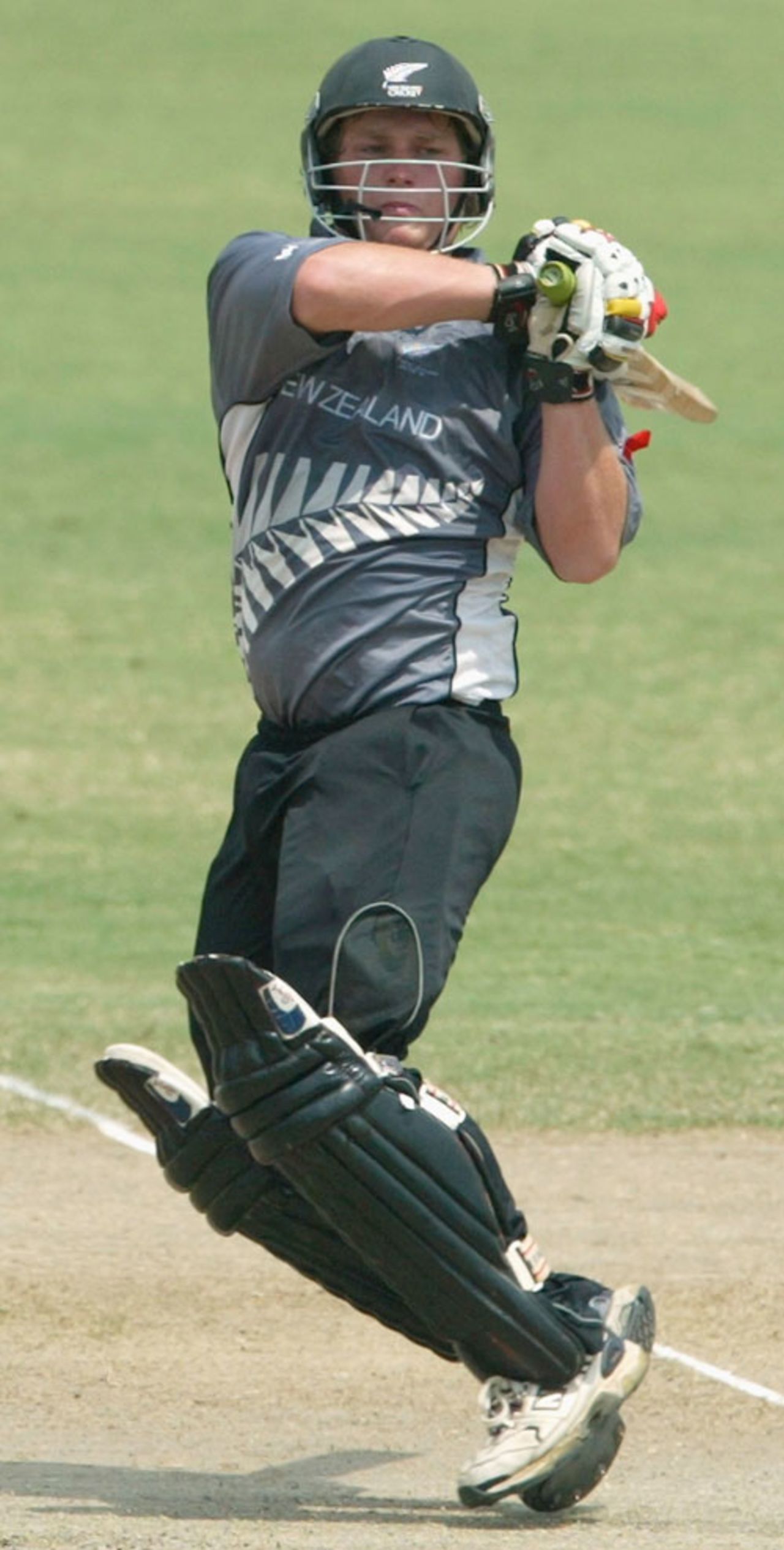 New Zealand's Kane Williamson hooks during the Under-19 World Cup semi-final against India, India v New Zealand, U-19 World Cup semi-final, Kinrara Cricket Ground, February 27, 2008 