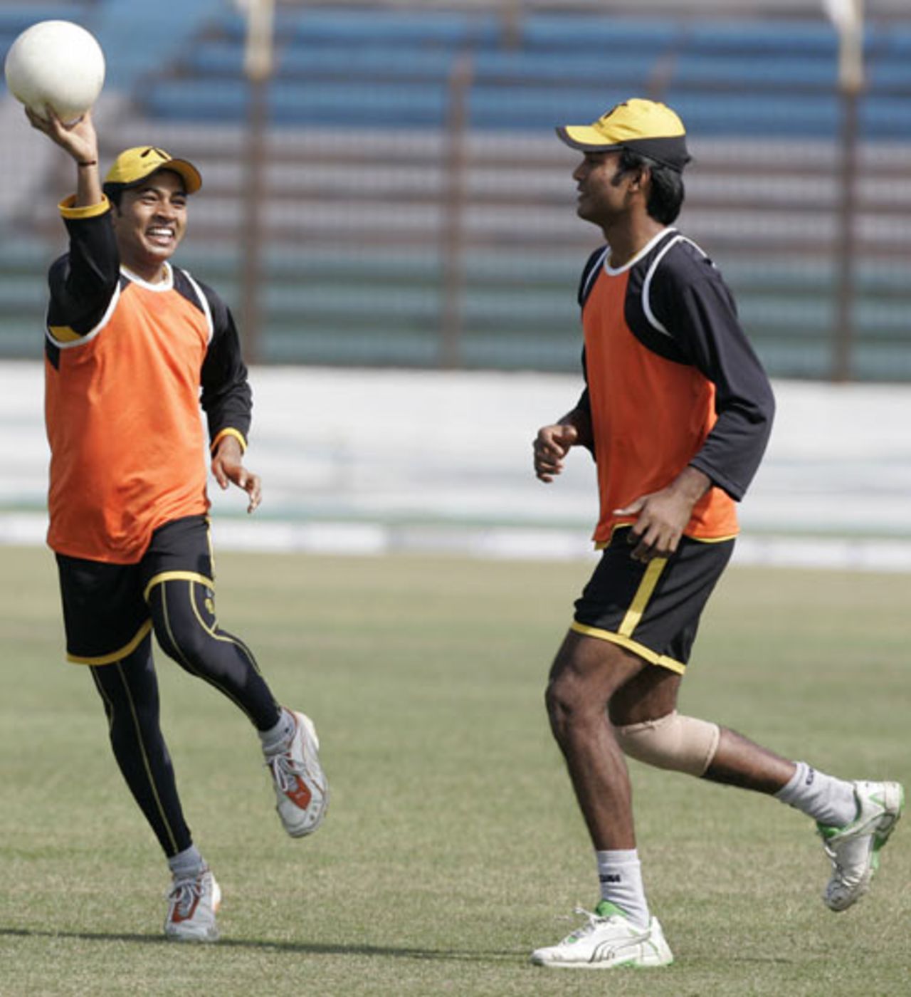 Mushfiqur Rahim shares a lighter moment with Shahadat Hossain, Chittagong, February 28, 2008