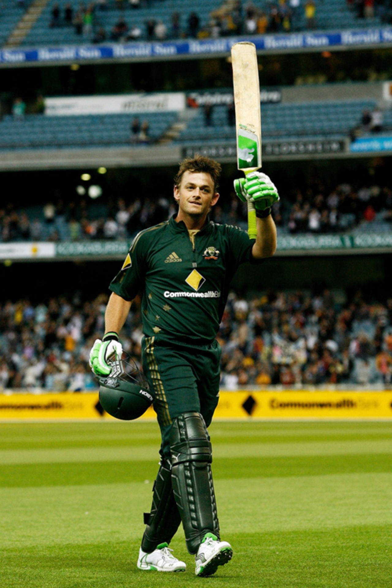 Adam Gilchrist bids farewell to the MCG, Australia v Sri Lanka, CB Series, 12th ODI, Melbourne, February 29, 2008