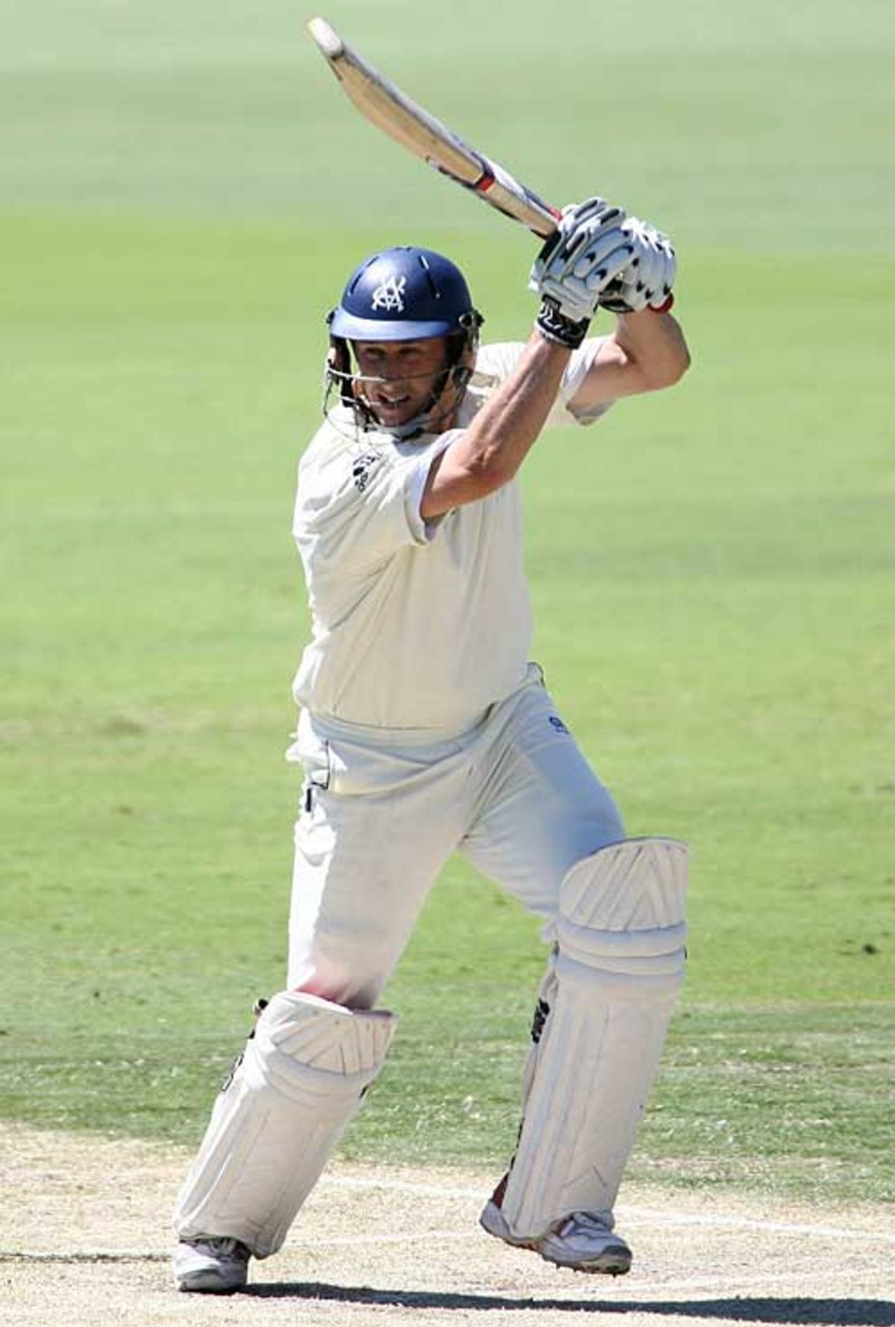 David Hussey made 84 for Victoria but they ended in trouble, Western Australia v Victoria, Pura Cup, WACA, March 1, 2008