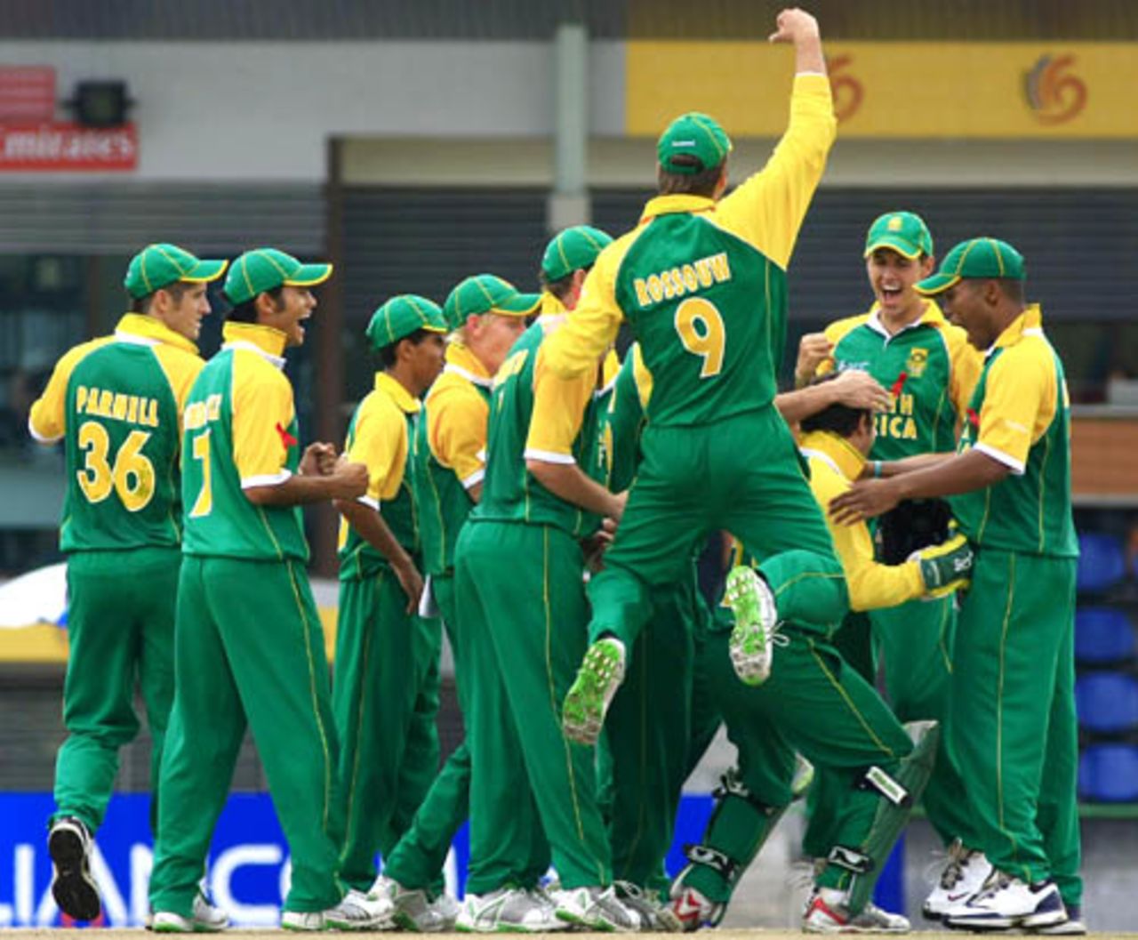 South Africa celebrate after their win, Pakistan v South Africa, 2nd semi-final, Under-19 World Cup, Kuala Lumpur, March 1, 2008 