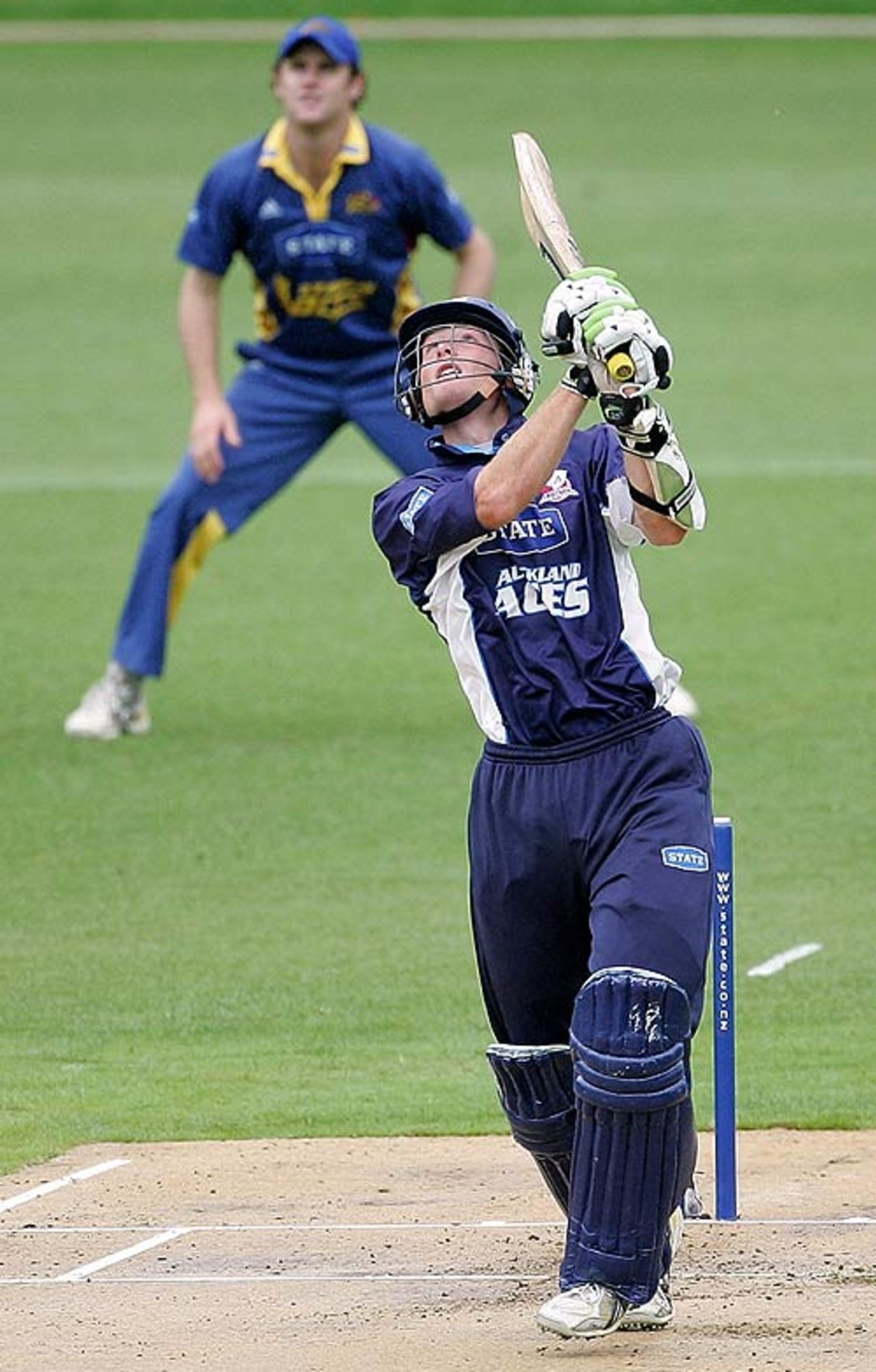 Martin Guptill goes aerial on his way to 110, Auckland v Otago, State Shield final, Auckland, March 2, 2008
