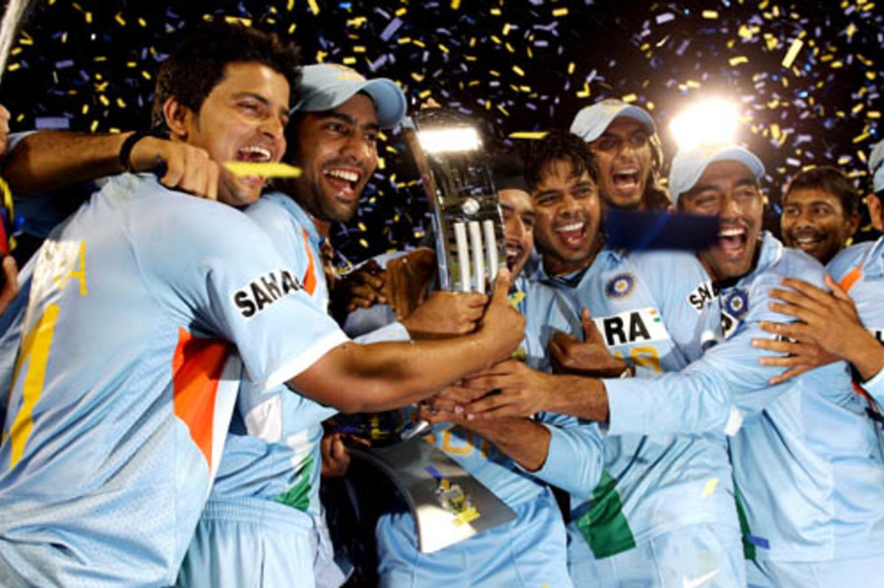 A beaming Indian team with the trophy, Australia v India, CB Series, 2nd final, Brisbane, March 4, 2008 
