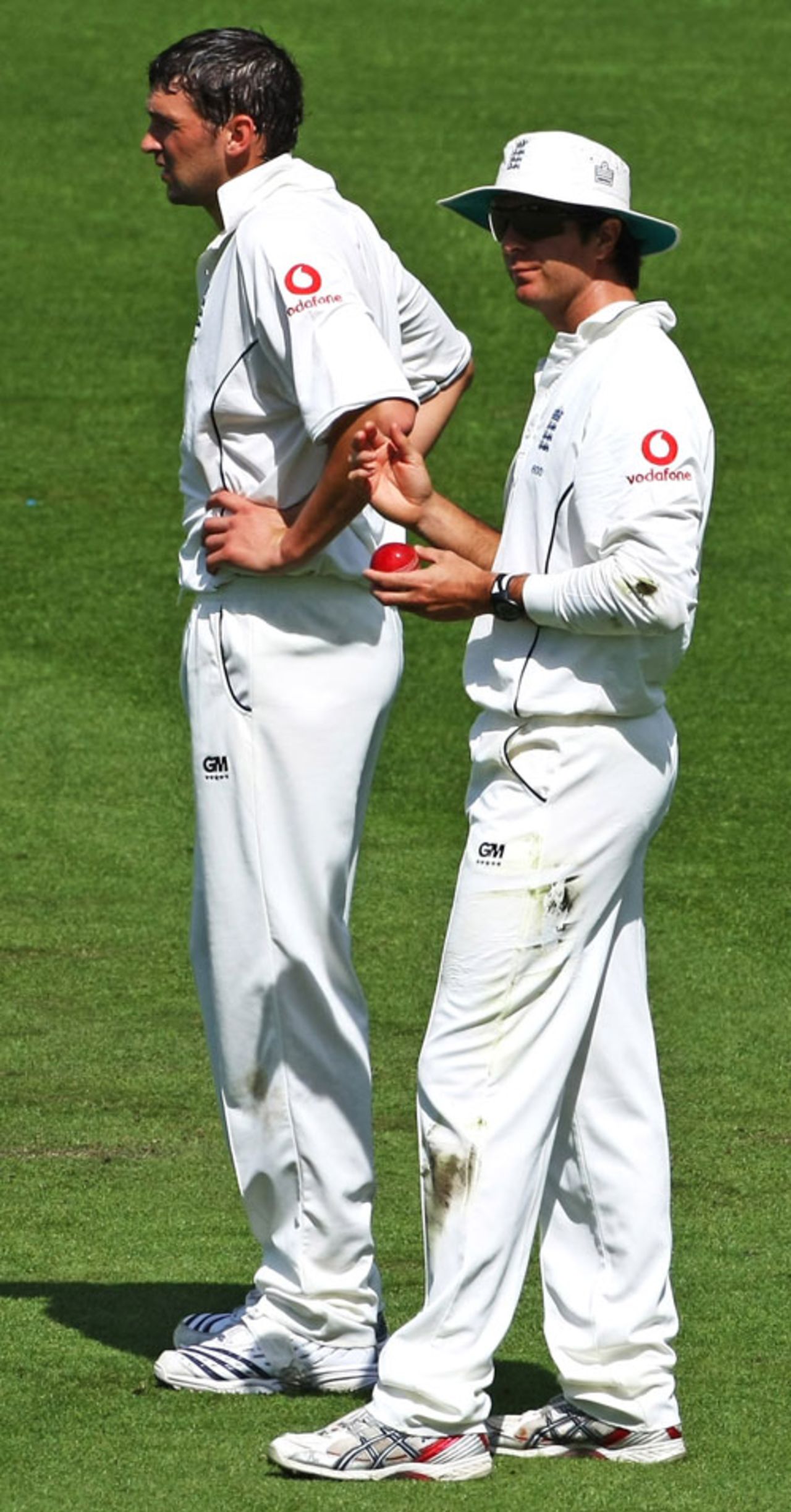 Michael Vaughan and the wayward Steve Harmison, New Zealand v England, 1st Test, Hamilton, March 6, 2008