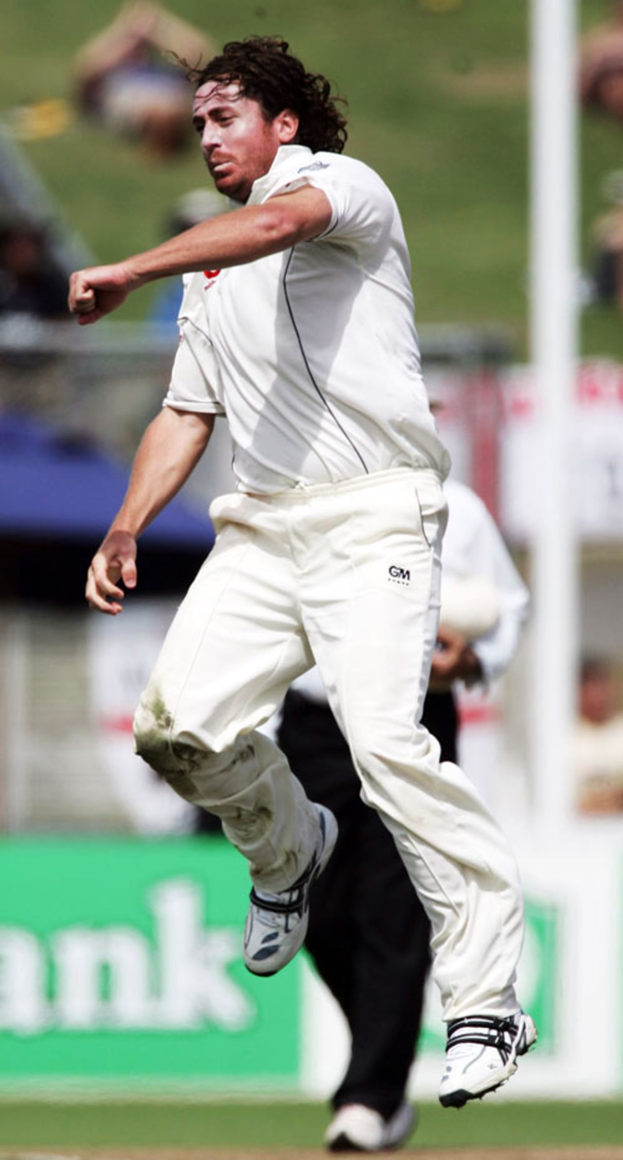 Ryan Sidebottom leaps to celebrate one of his two late-order wickets, New Zealand v England, 1st Test, Hamilton, March 6, 2008