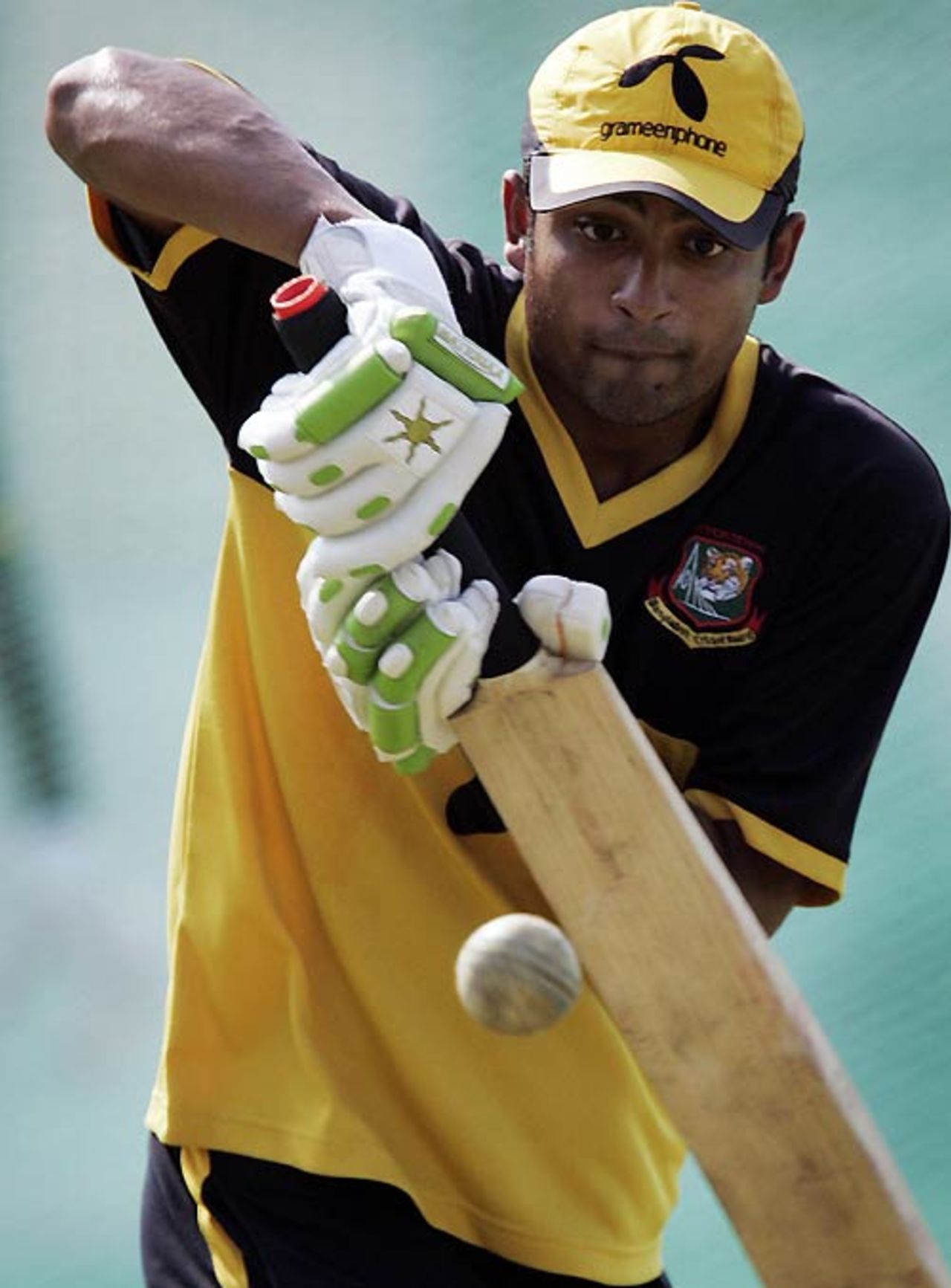 Tamim Iqbal has a session at the nets, Chittagong, March 8, 2008