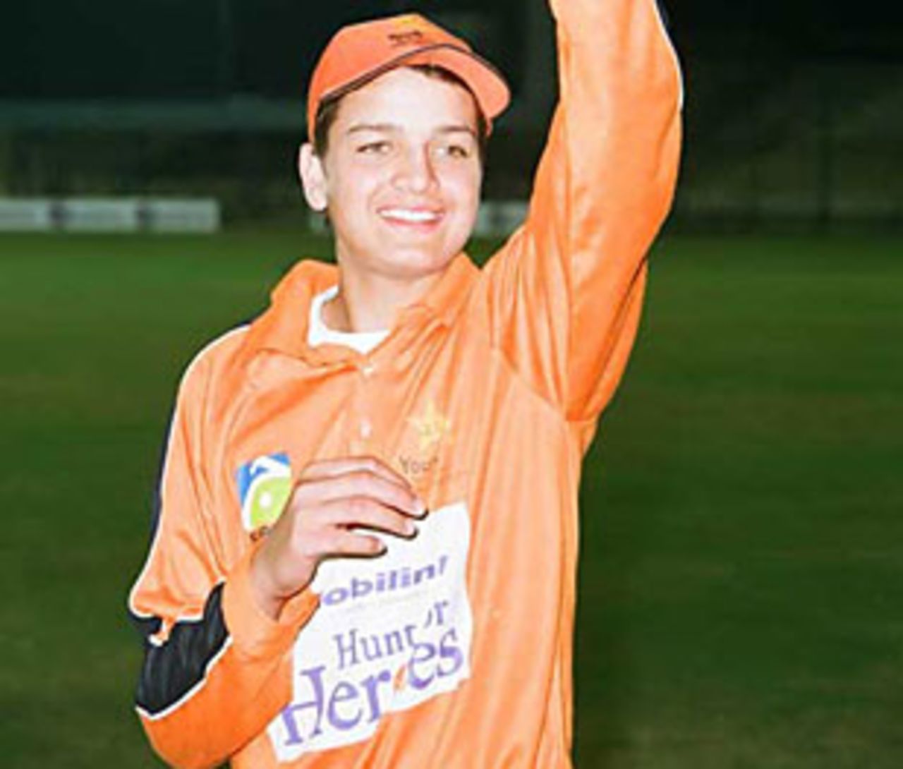 Usman Qadir, son of Abdul Qadir, demonstrates his bowling action