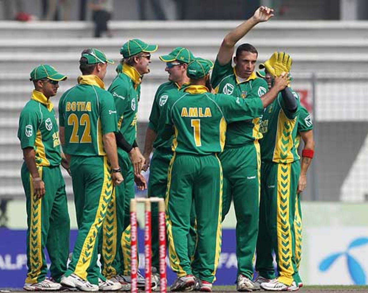 Andre Nel's three strikes crippled Bangladesh, Bangladesh v South Africa, 2nd ODI, Mirpur, March 12, 2008